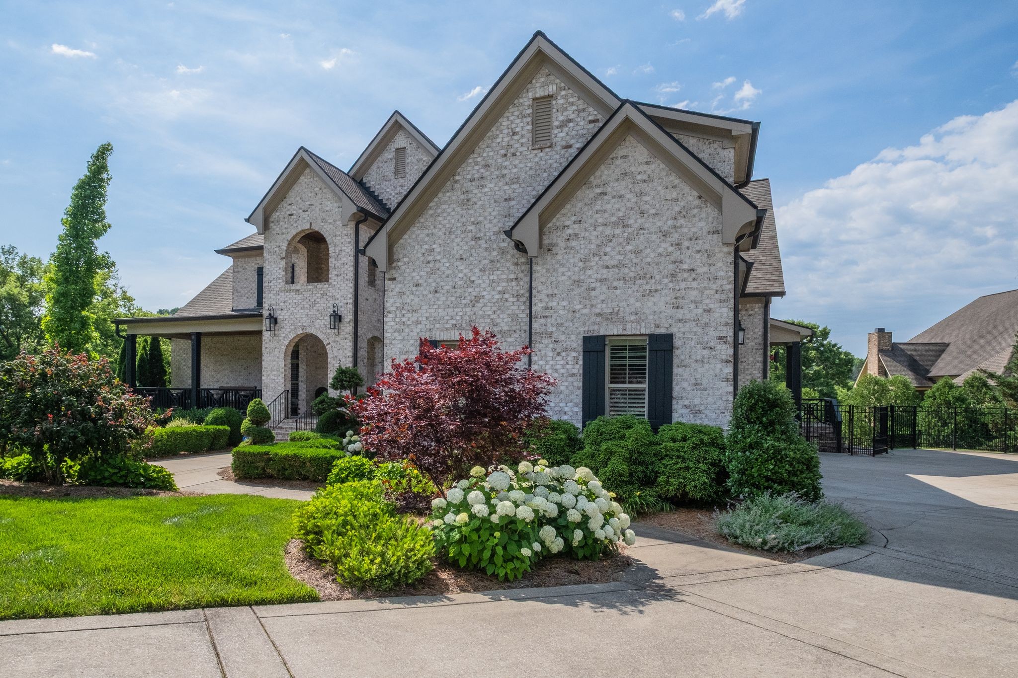 2205 Stardust Ct