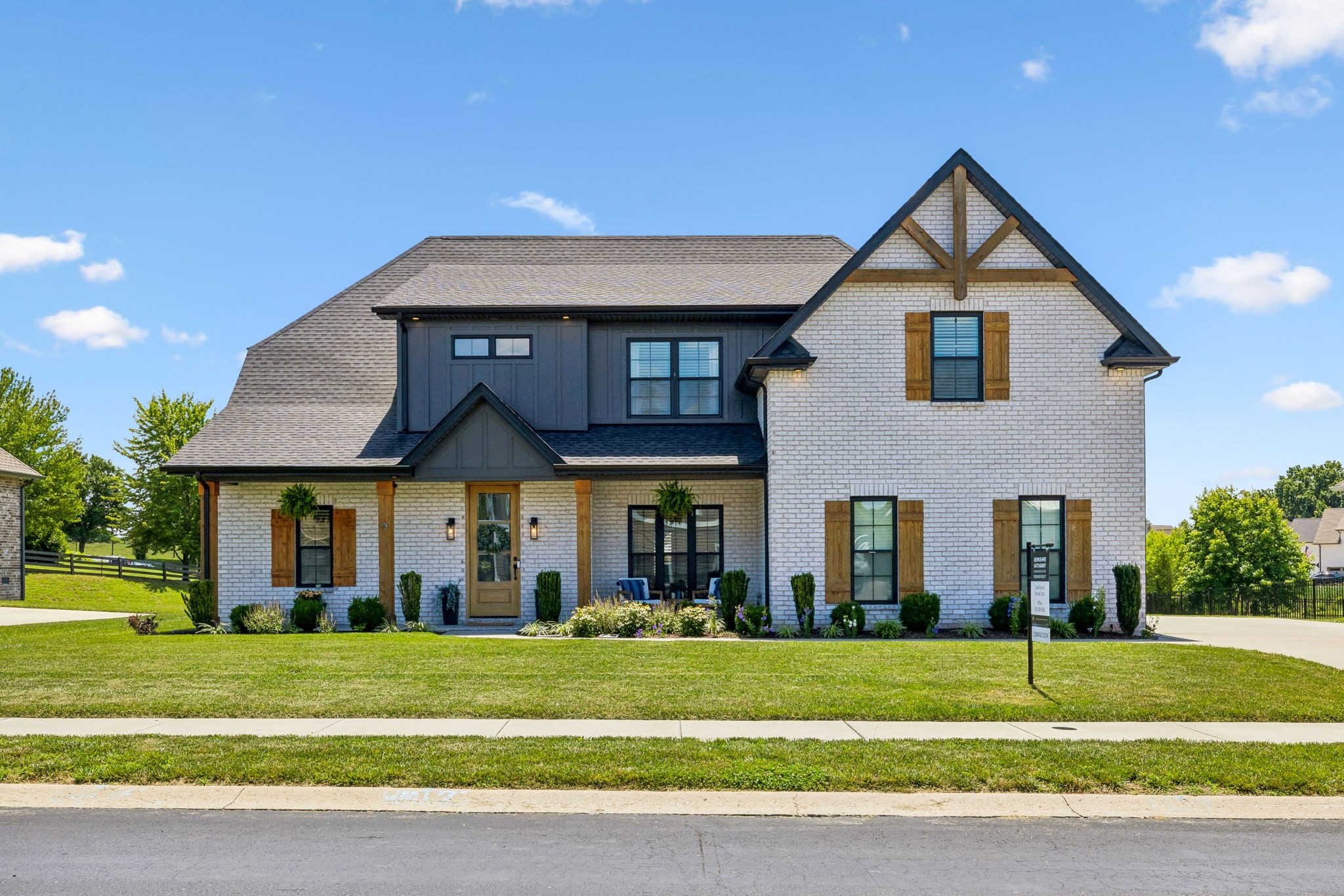 409 Sheas Way