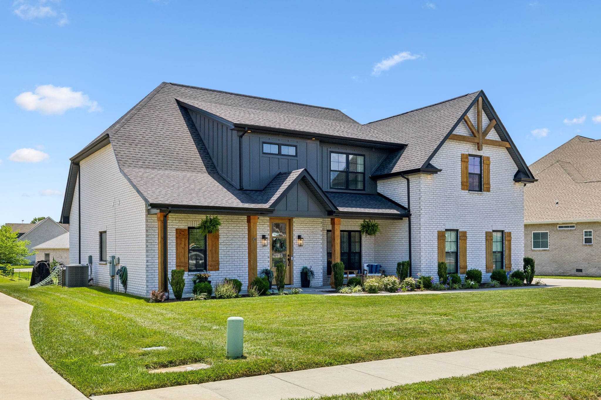 409 Sheas Way