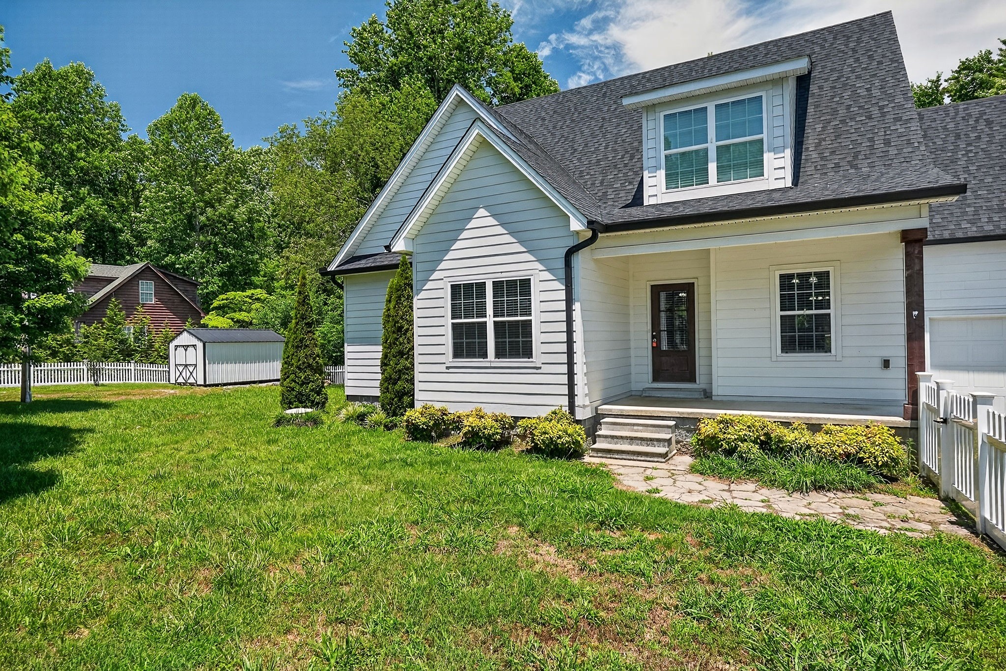 105 Shiloh Ln