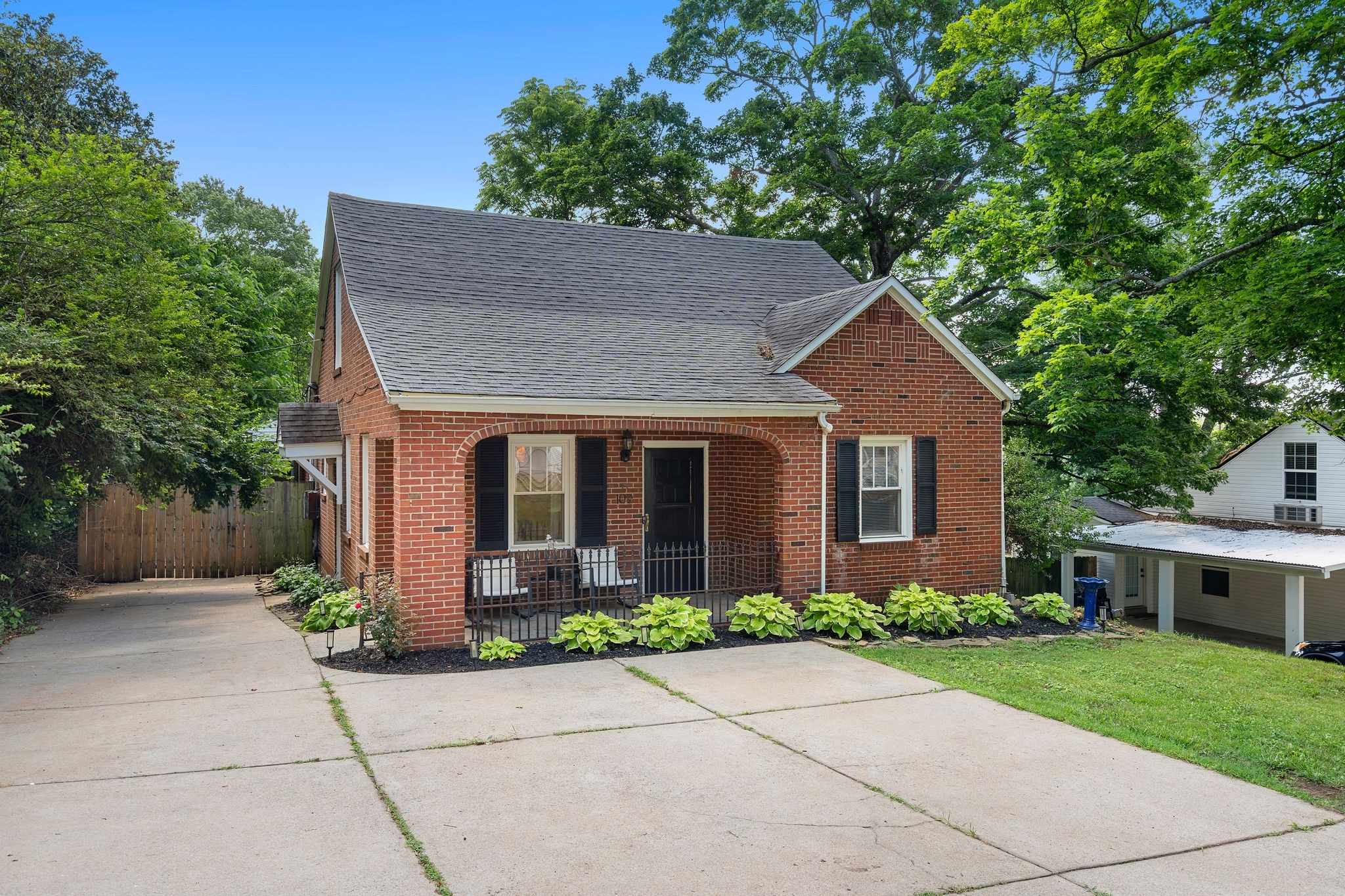 109 Rudolph Dr