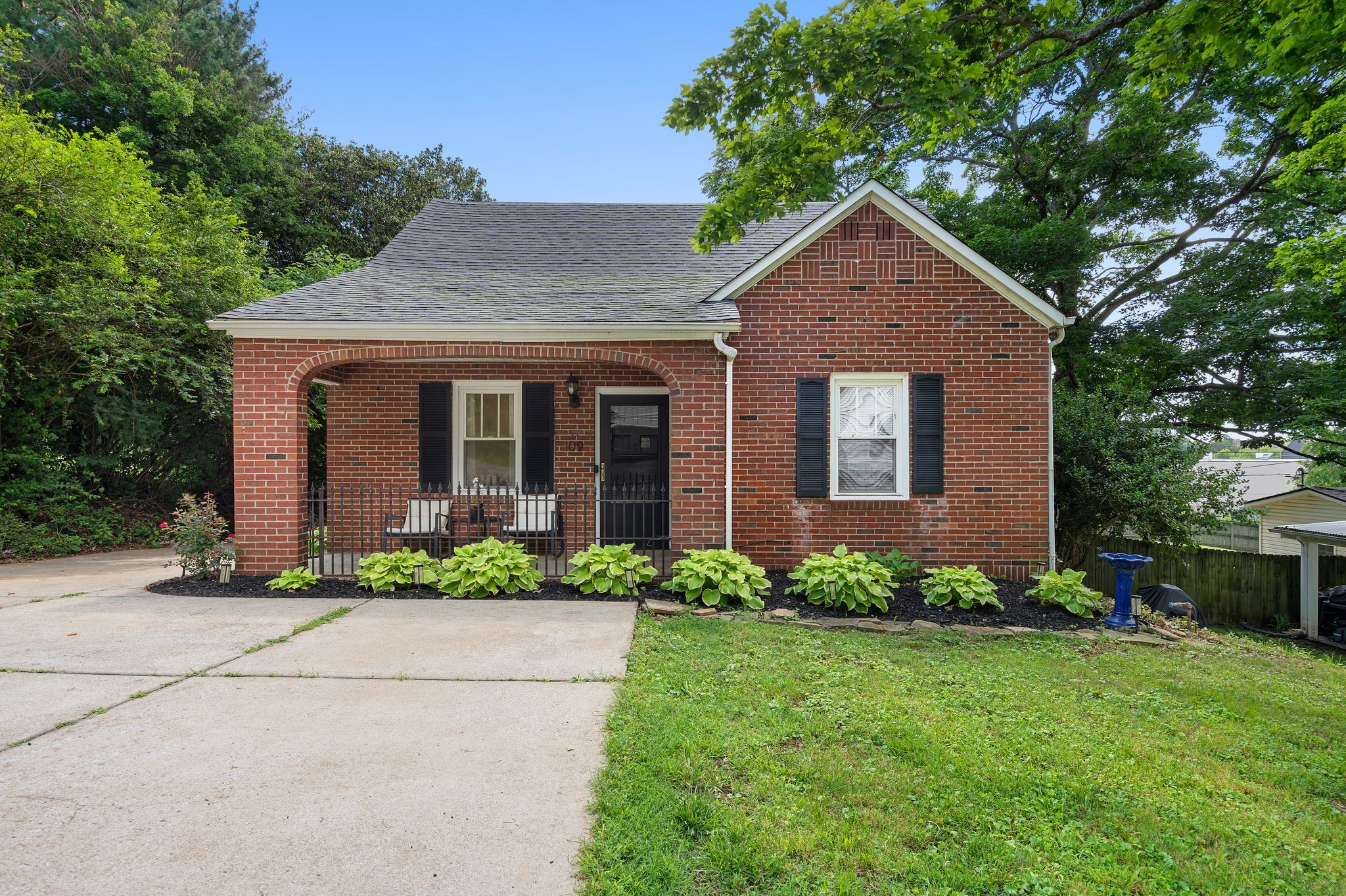 109 Rudolph Dr