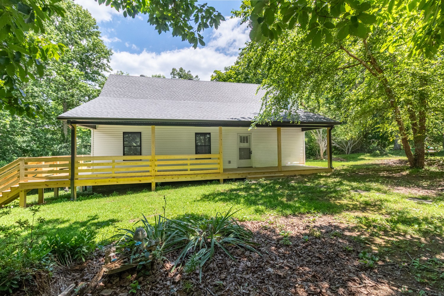 127 Shade Tree Ct