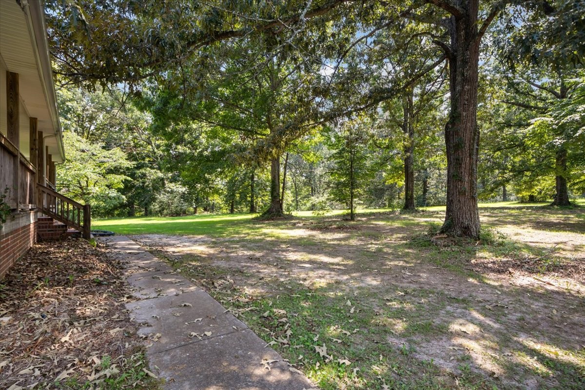414 Valleywood Dr