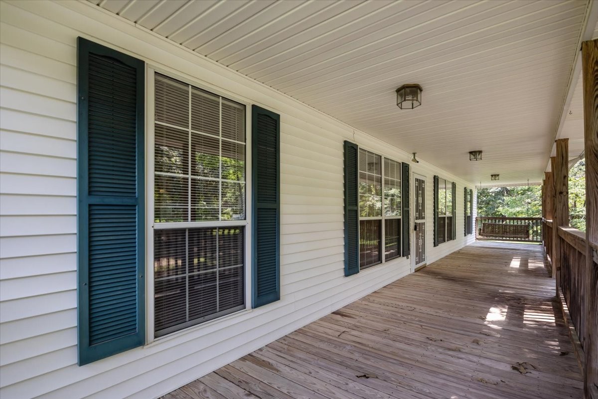414 Valleywood Dr