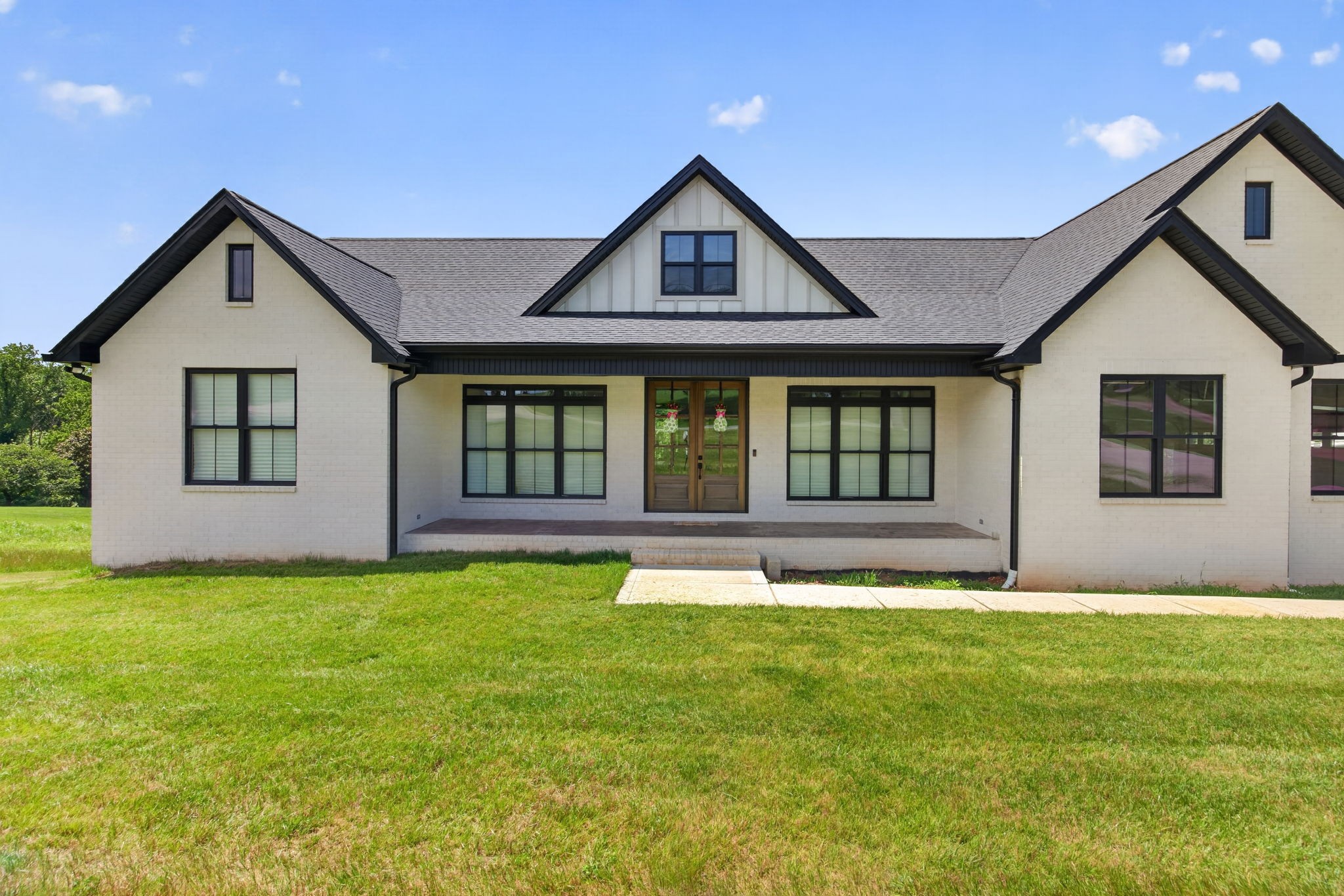 4413 Twin Creeks Dr