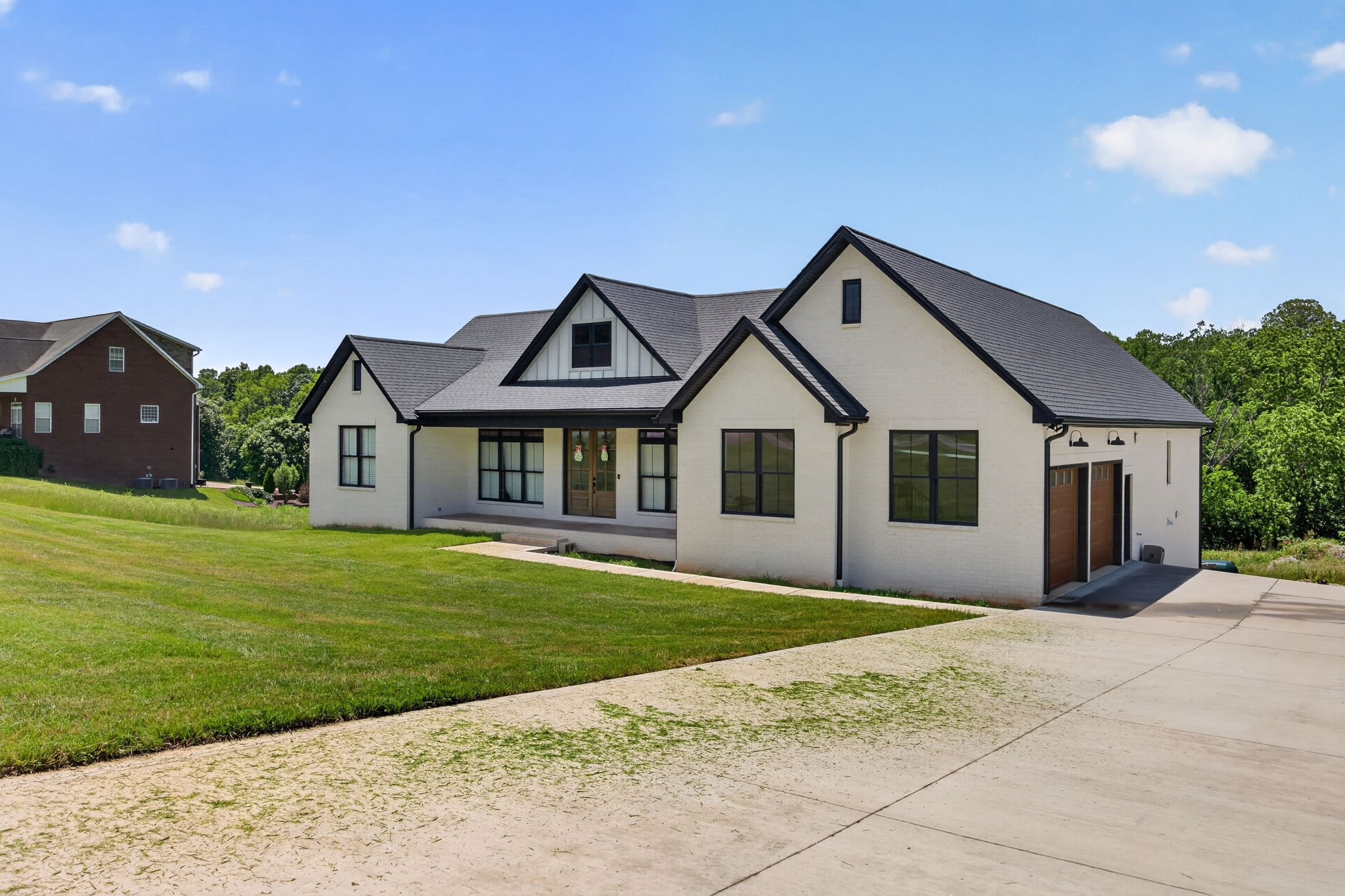 4413 Twin Creeks Dr