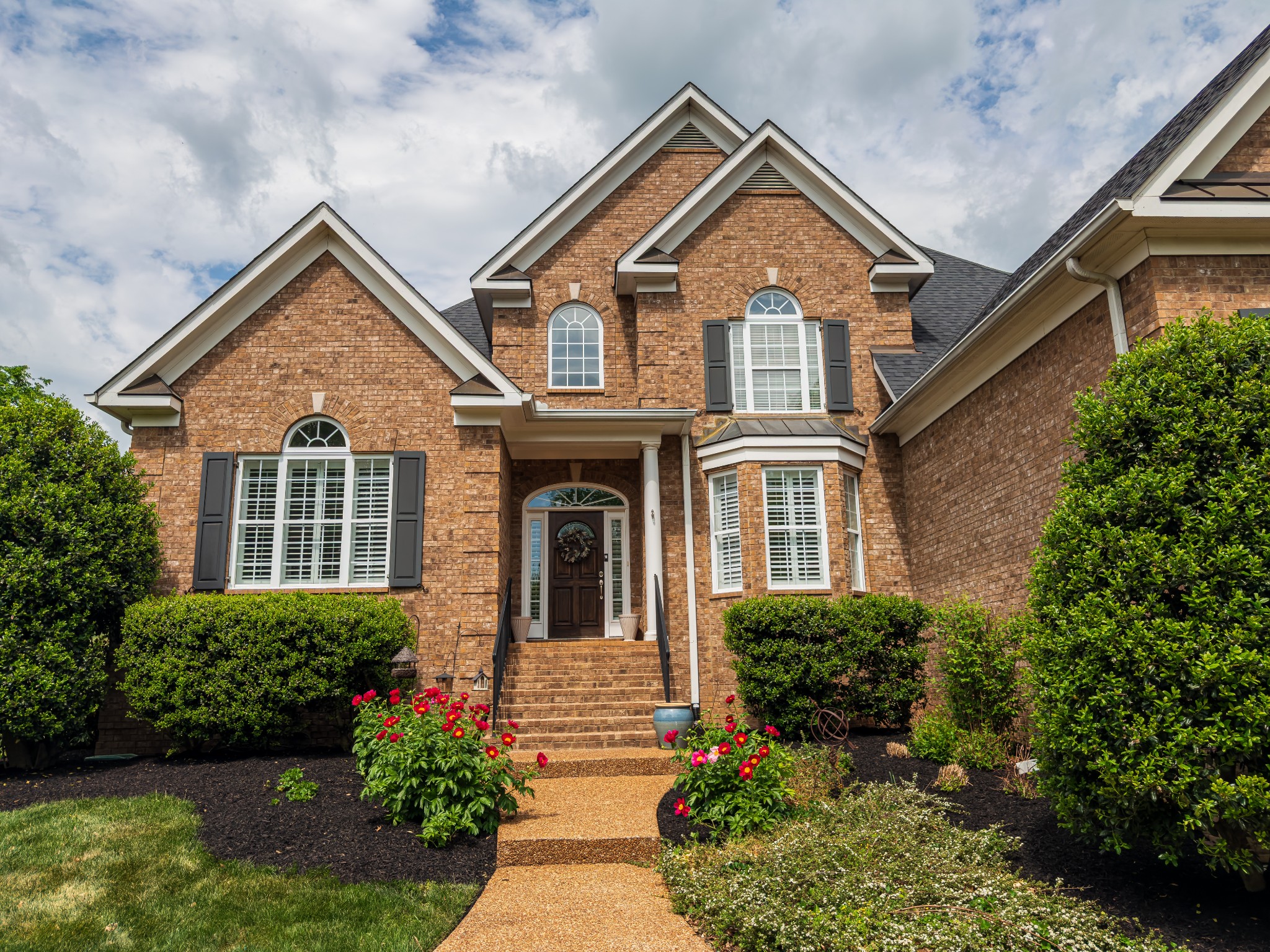 2935 McLemore Cir