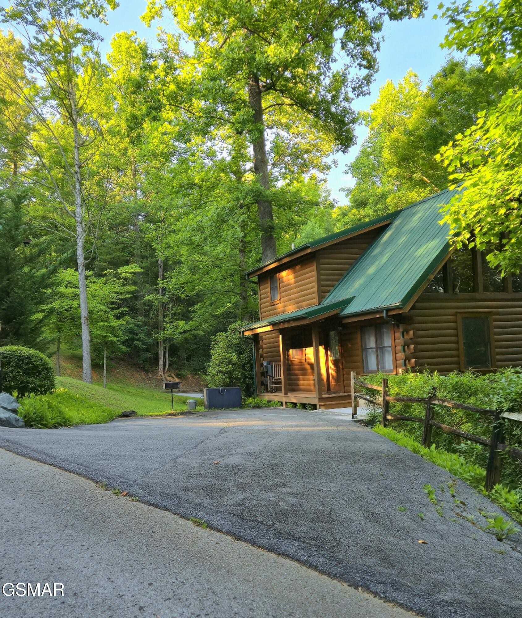742 Yona Trail Way