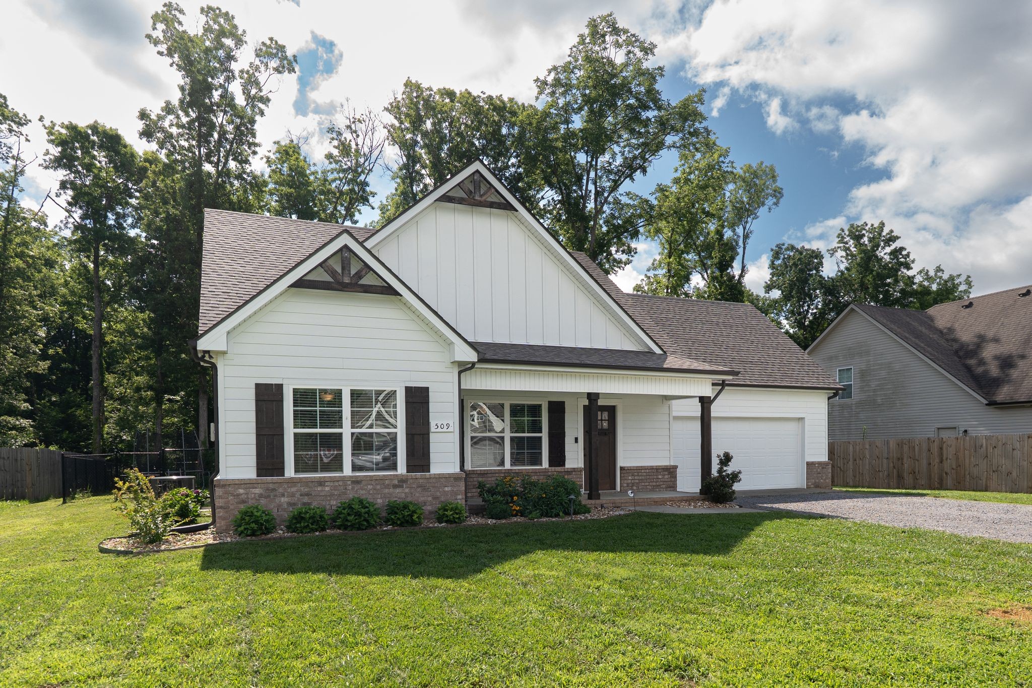 509 Skipping Stone Rd