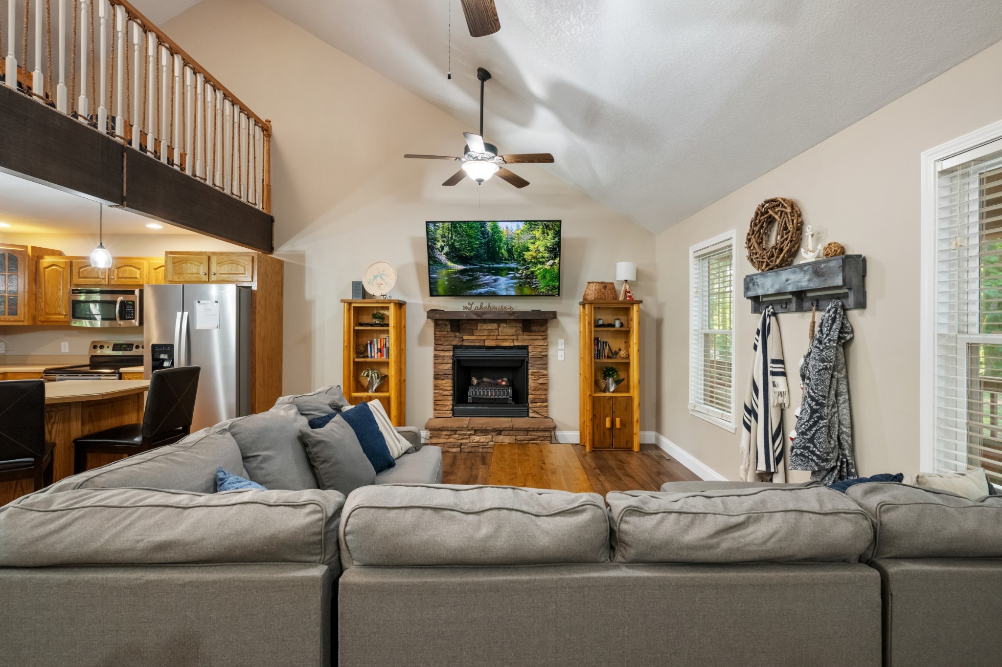 165 Kangaroo Ridge Rd