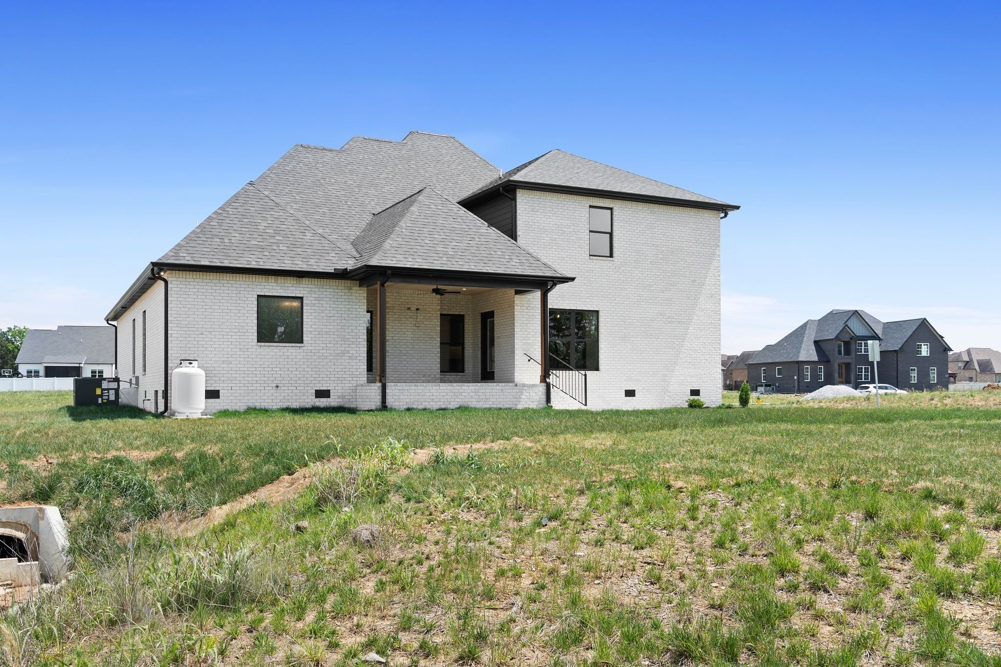 1807 Rhonda Dr