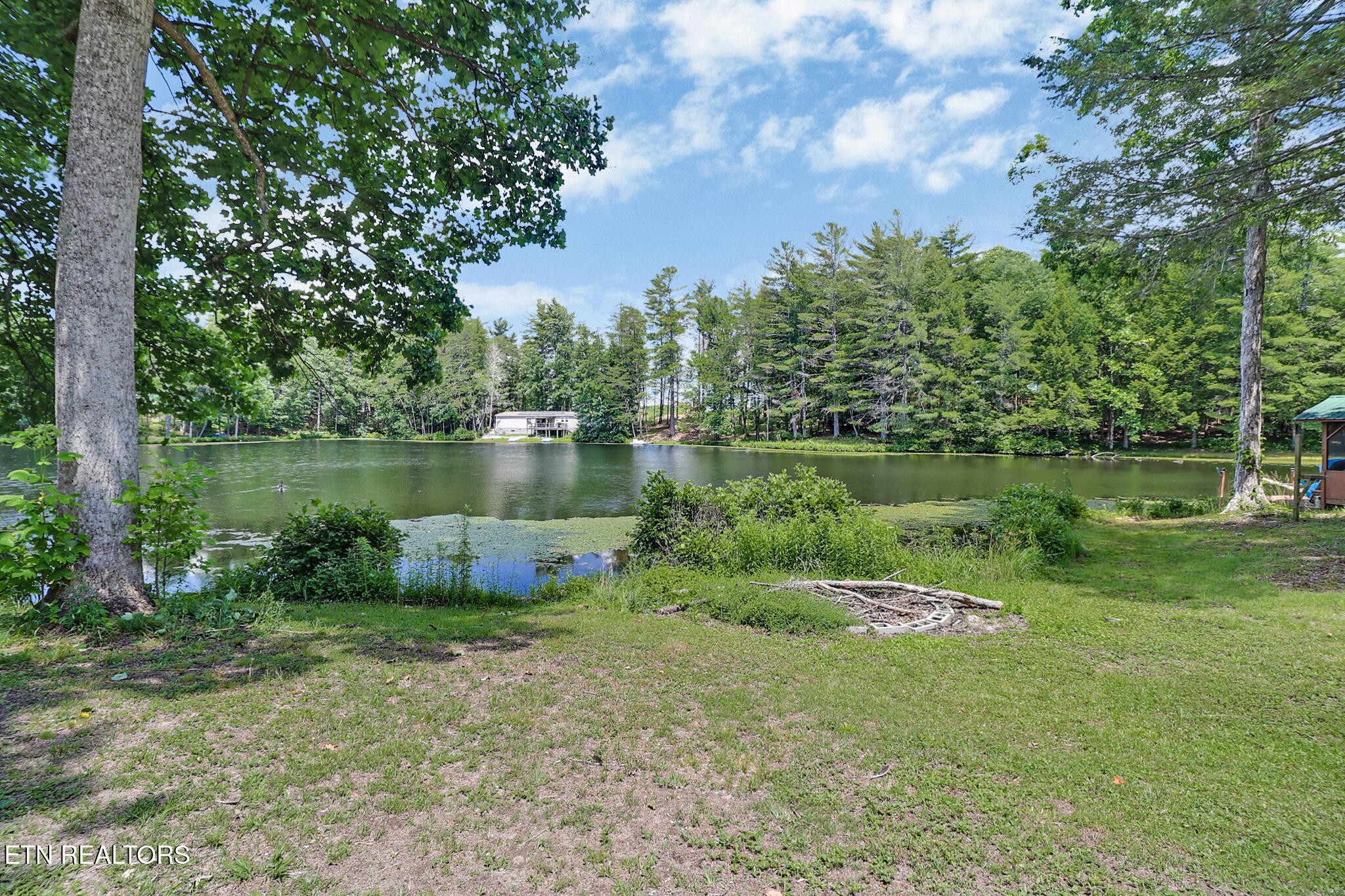 68 Boone Dock Rd