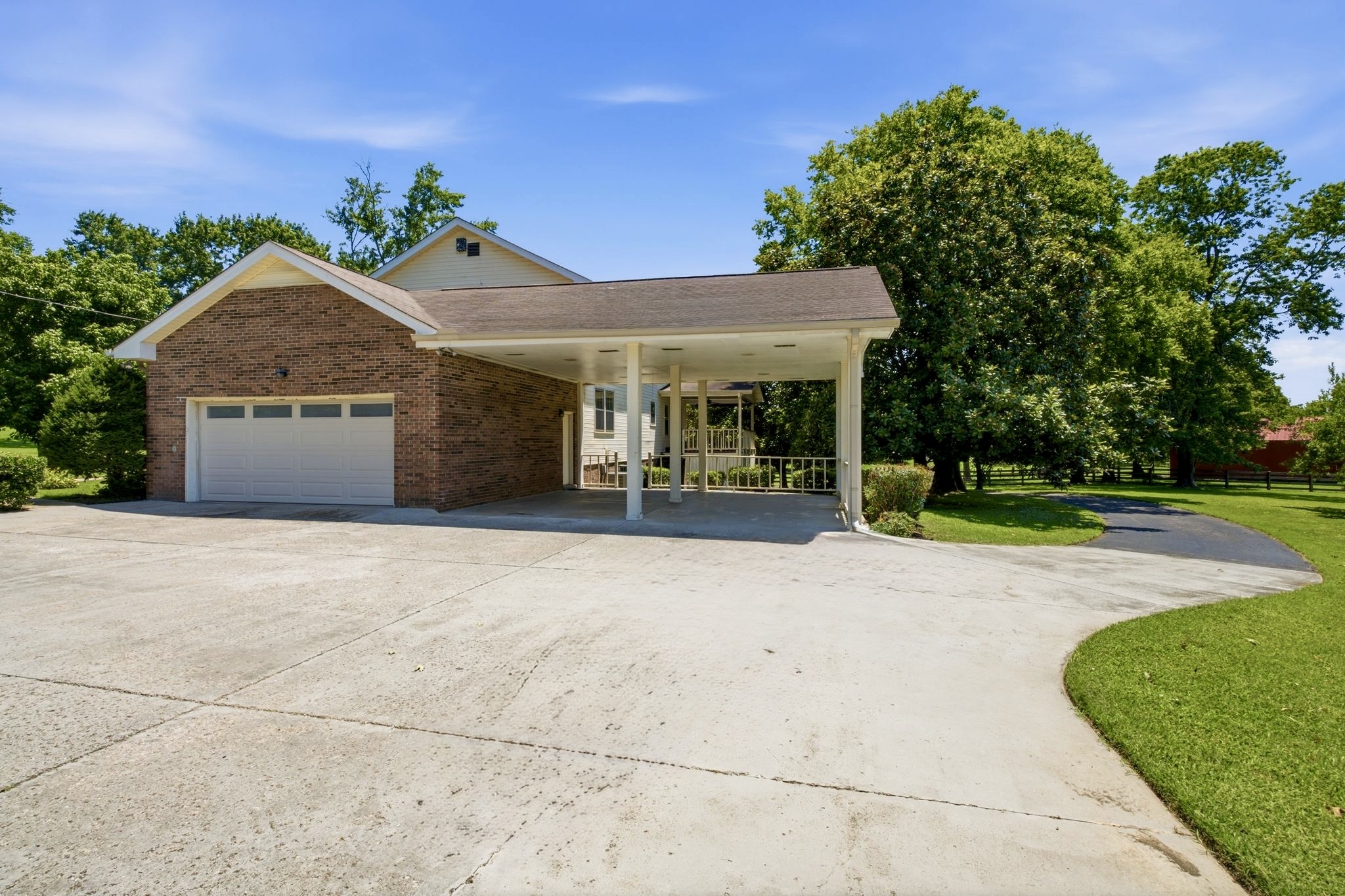 1322 Springfield Hwy