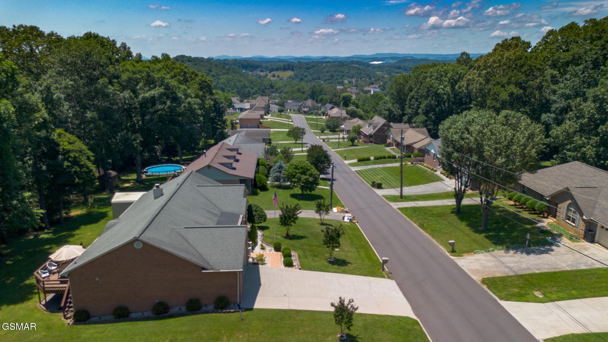 985 E Brentwood Drive