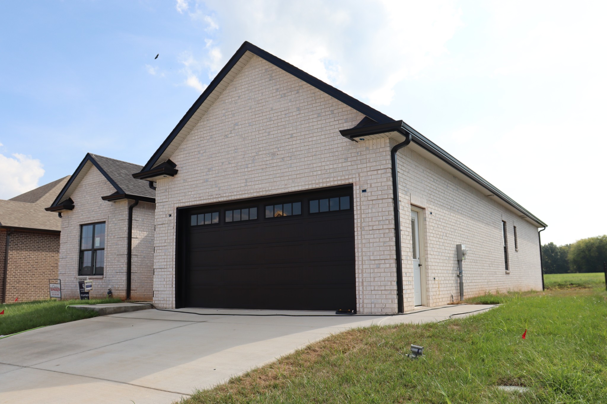 221 Harvest Moon Dr