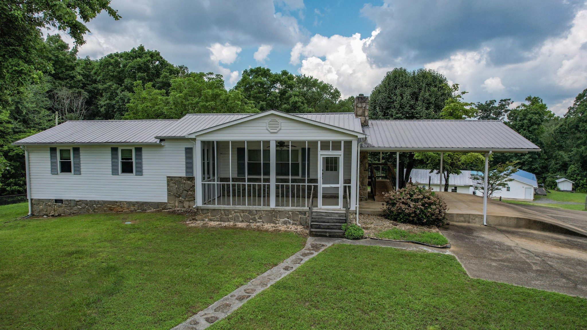 428 Caldwell Road, SE