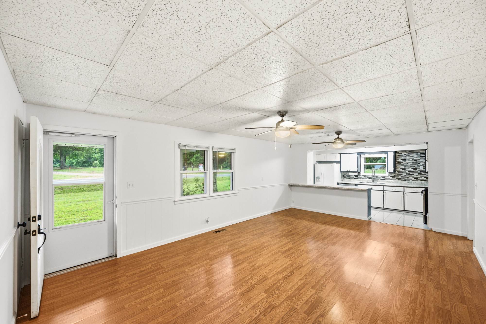 9198 Highway 114, W