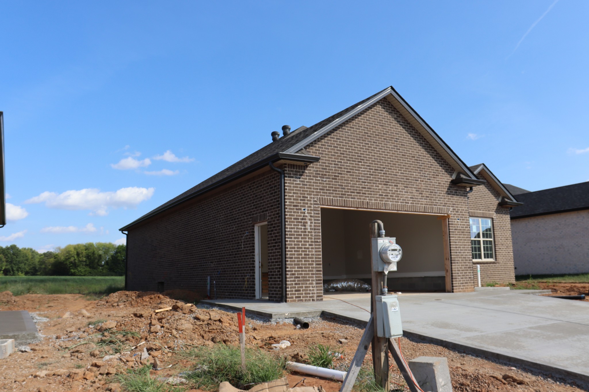 225 Harvest Moon Dr