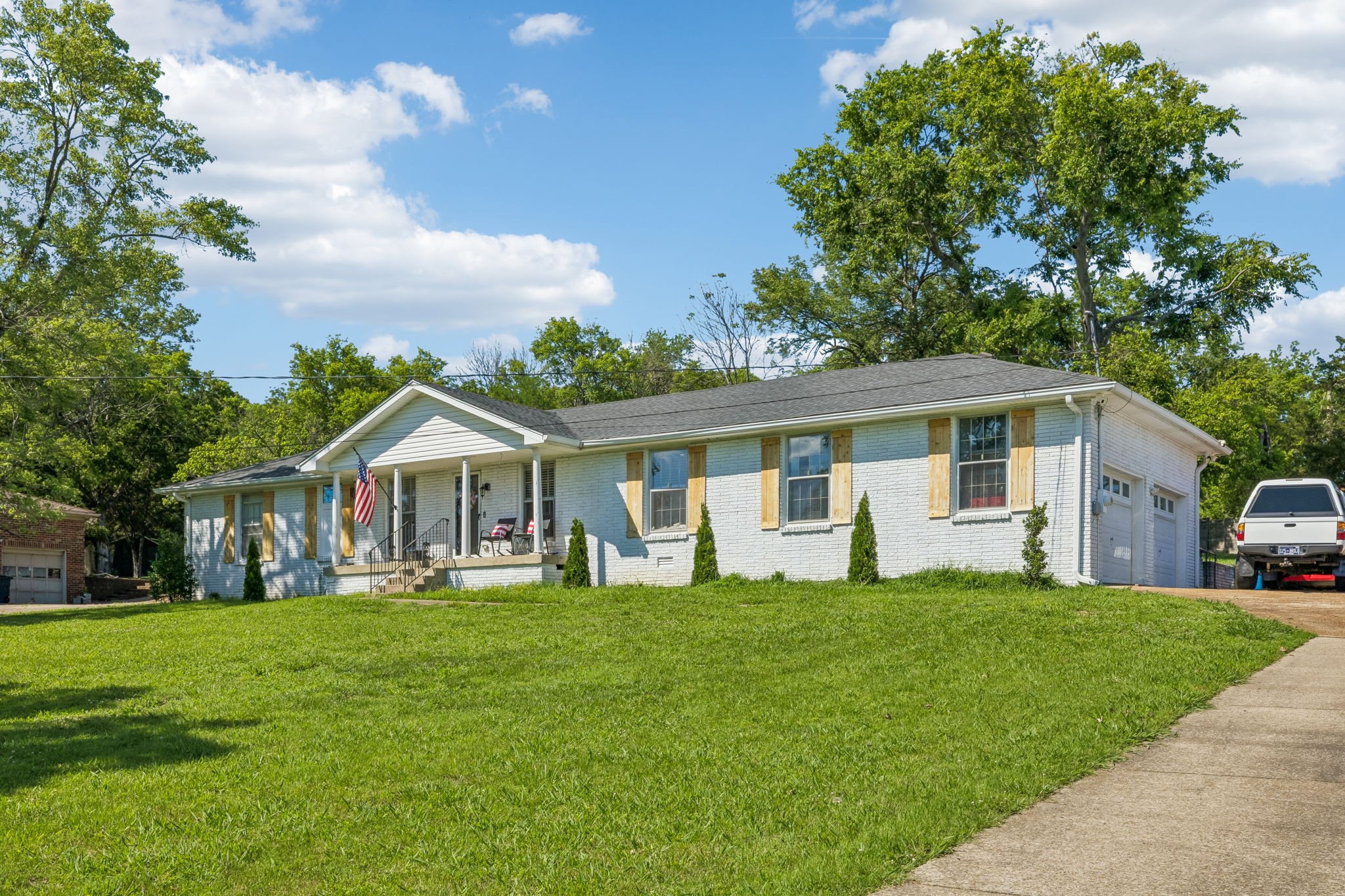 301 Northside Dr