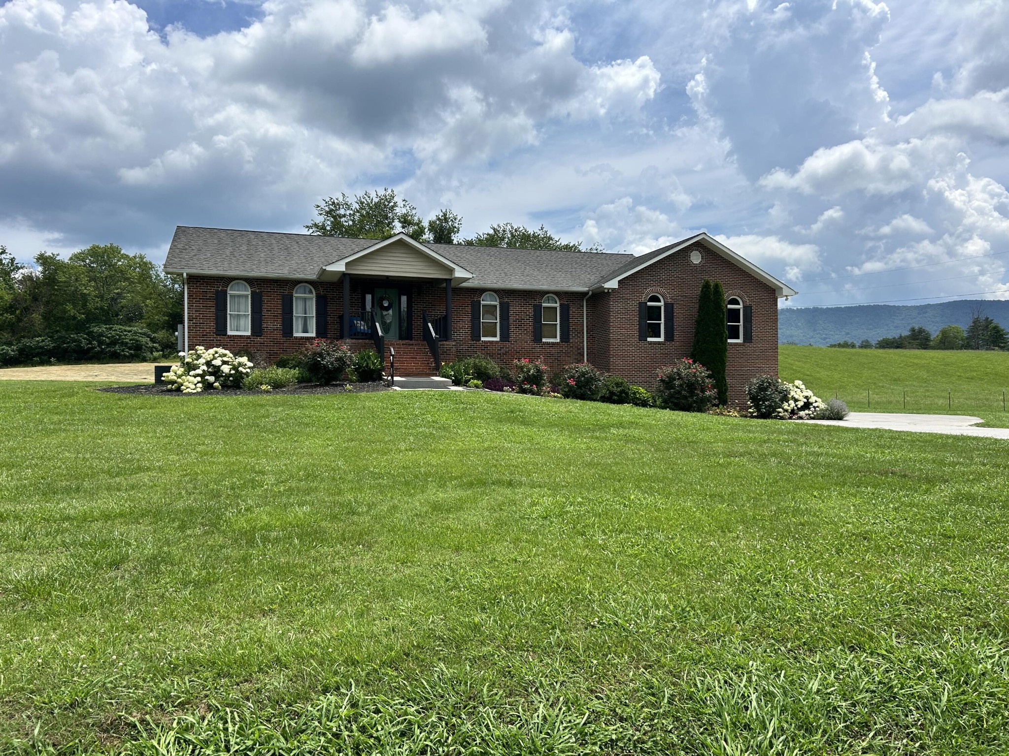121 County Road 903