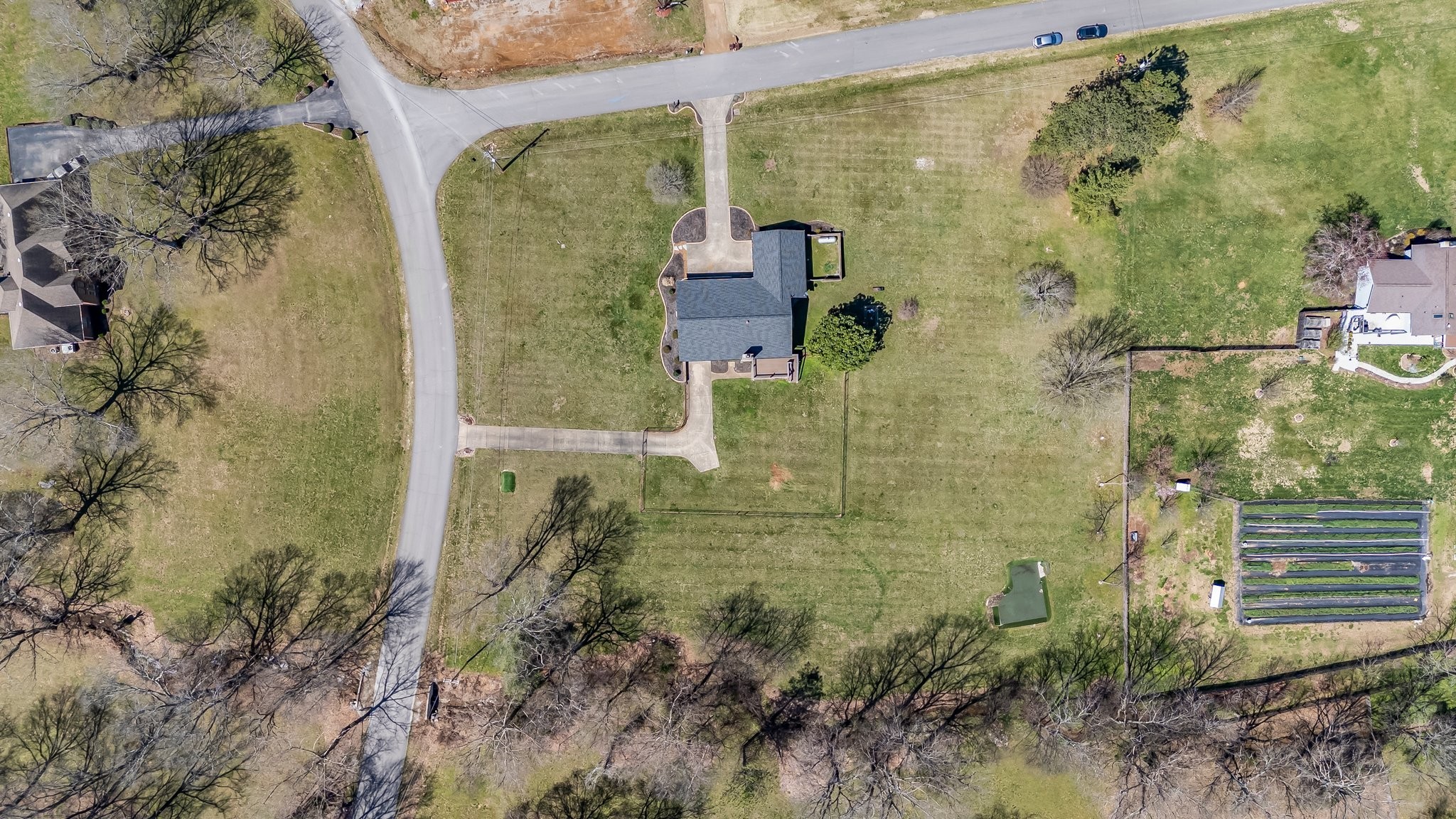 1106 Roseland Dr
