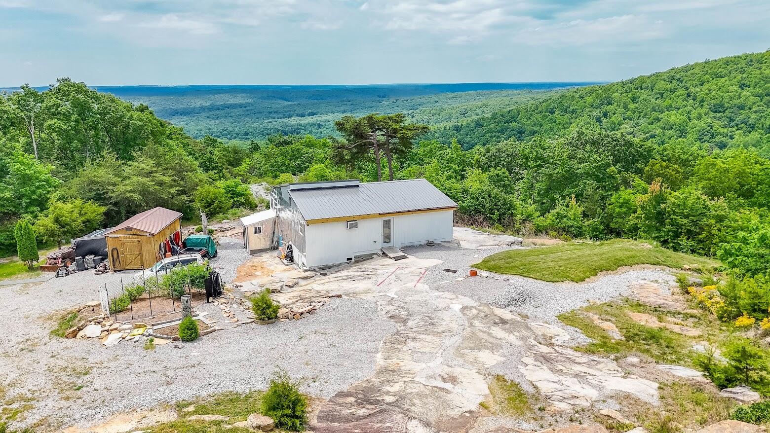 1407 Holloway Ridge Road