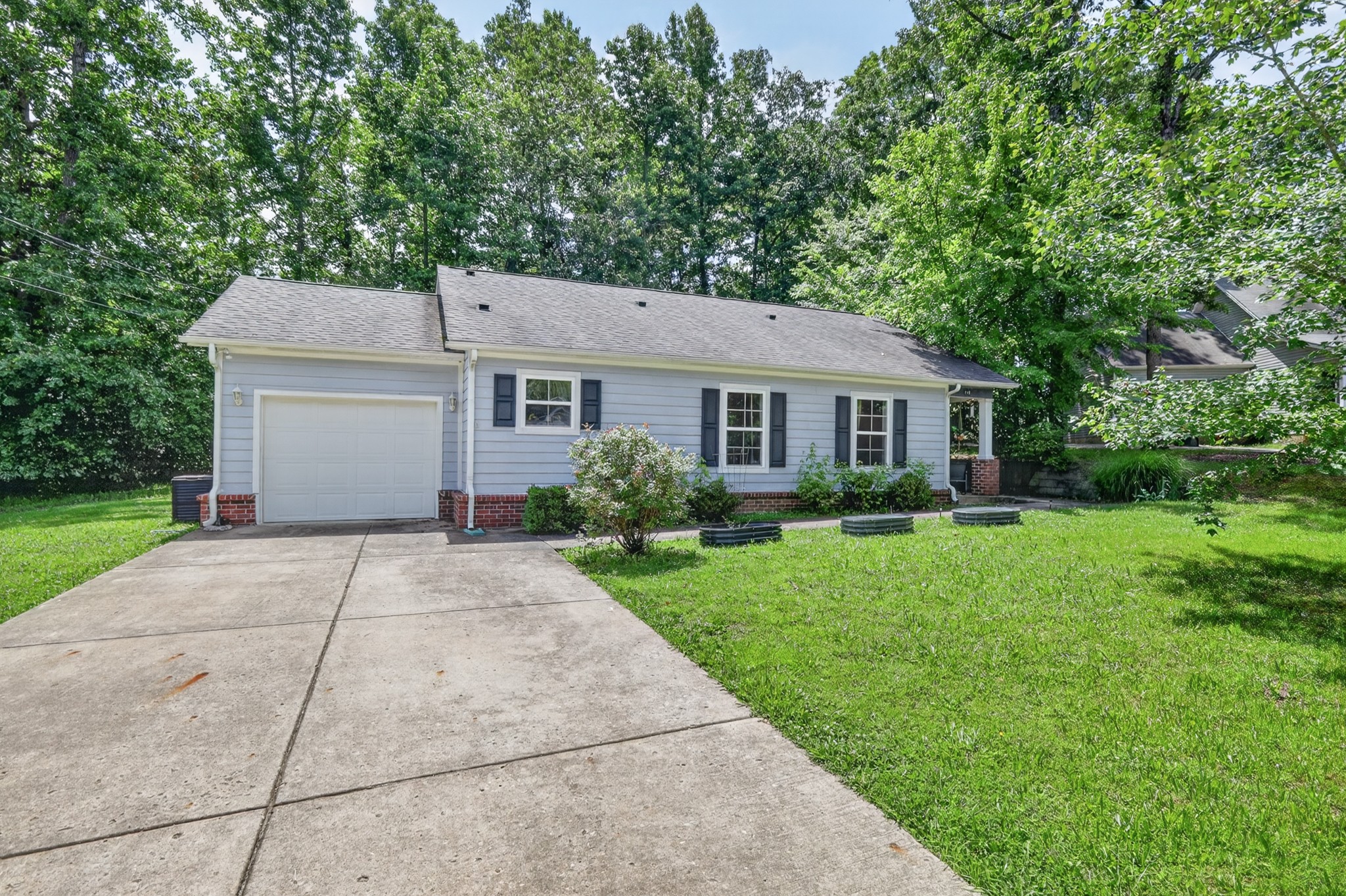 119 Silver Leaf Cir