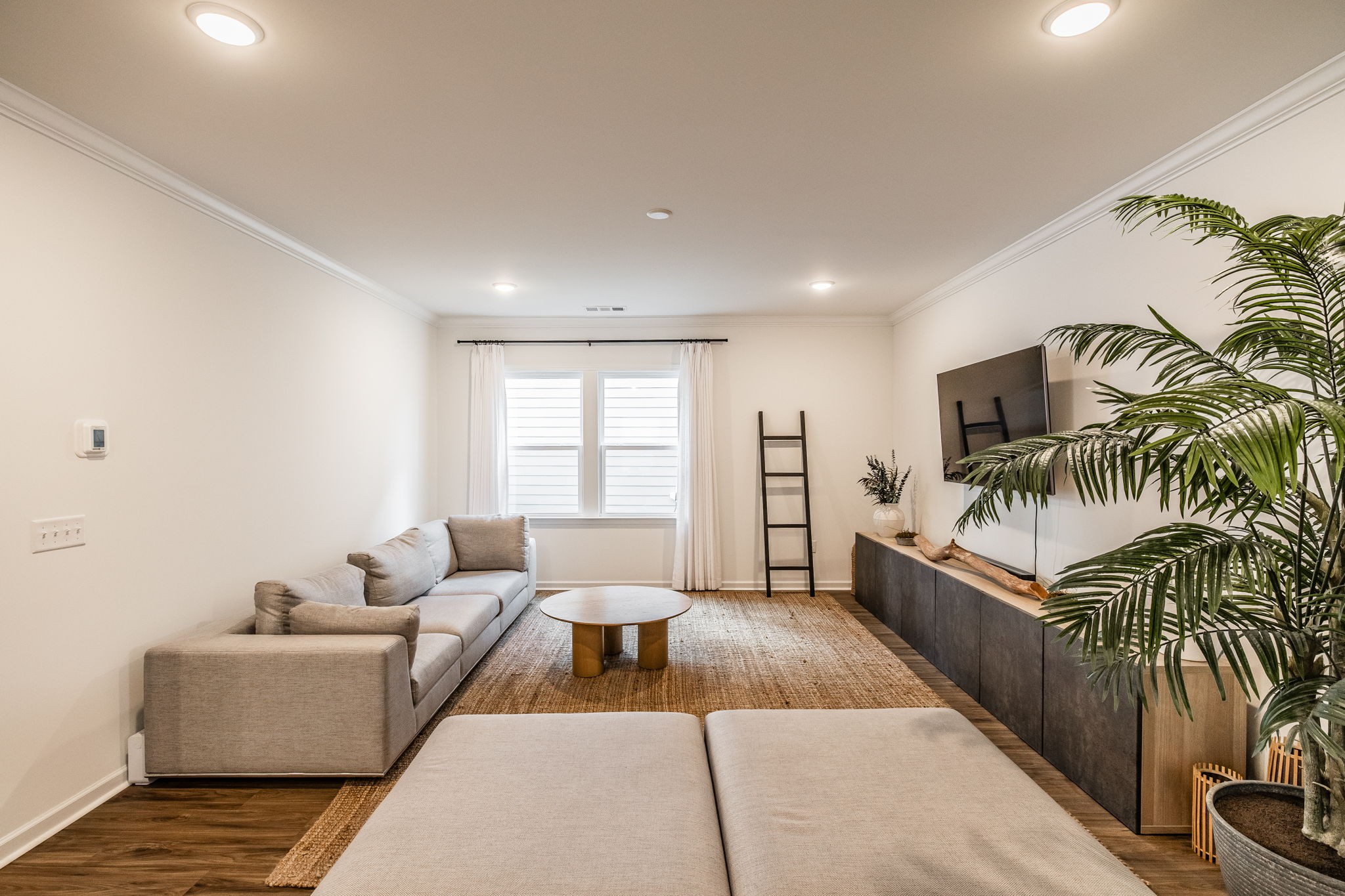 405 Brook Ave