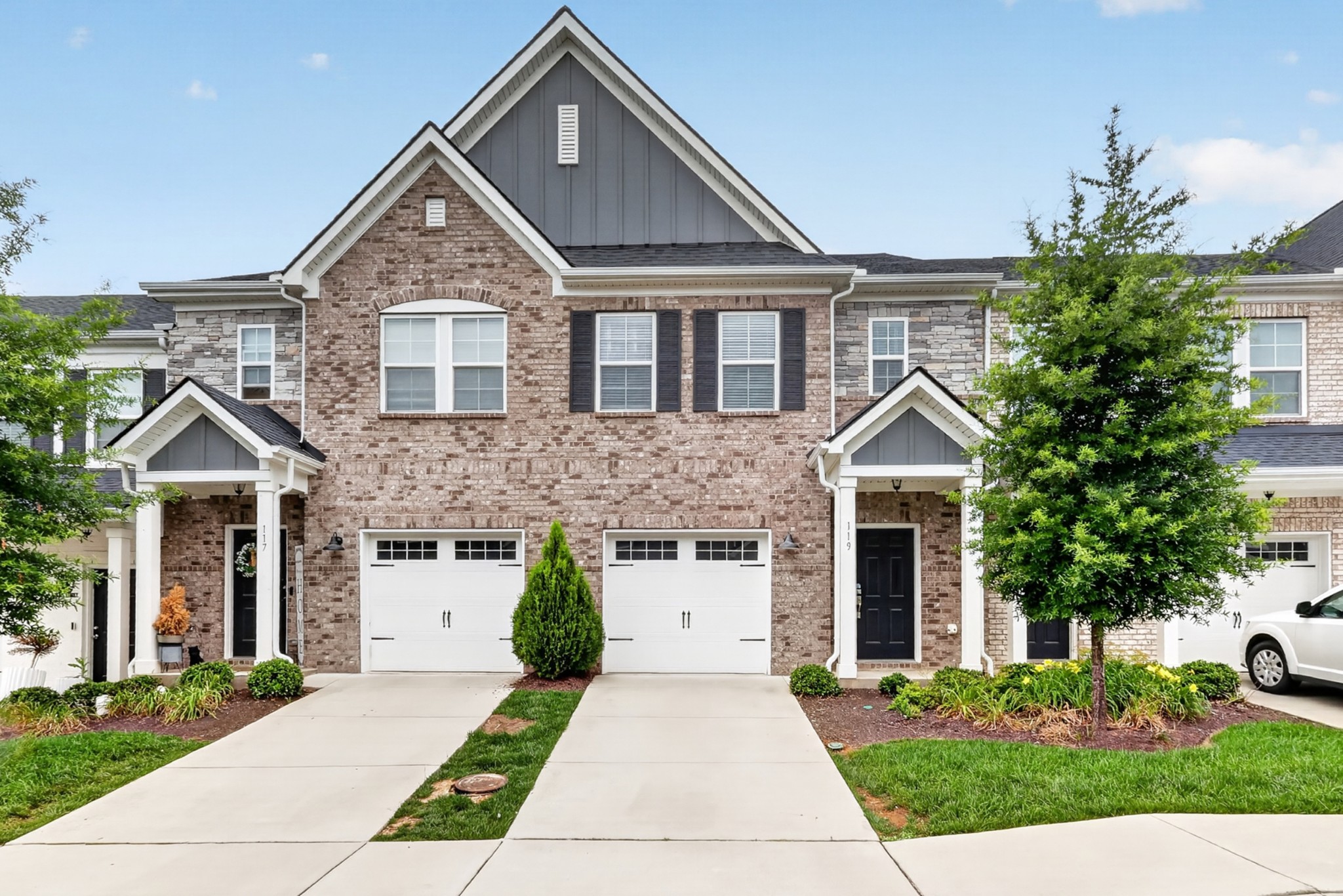 119 Brighton Ln