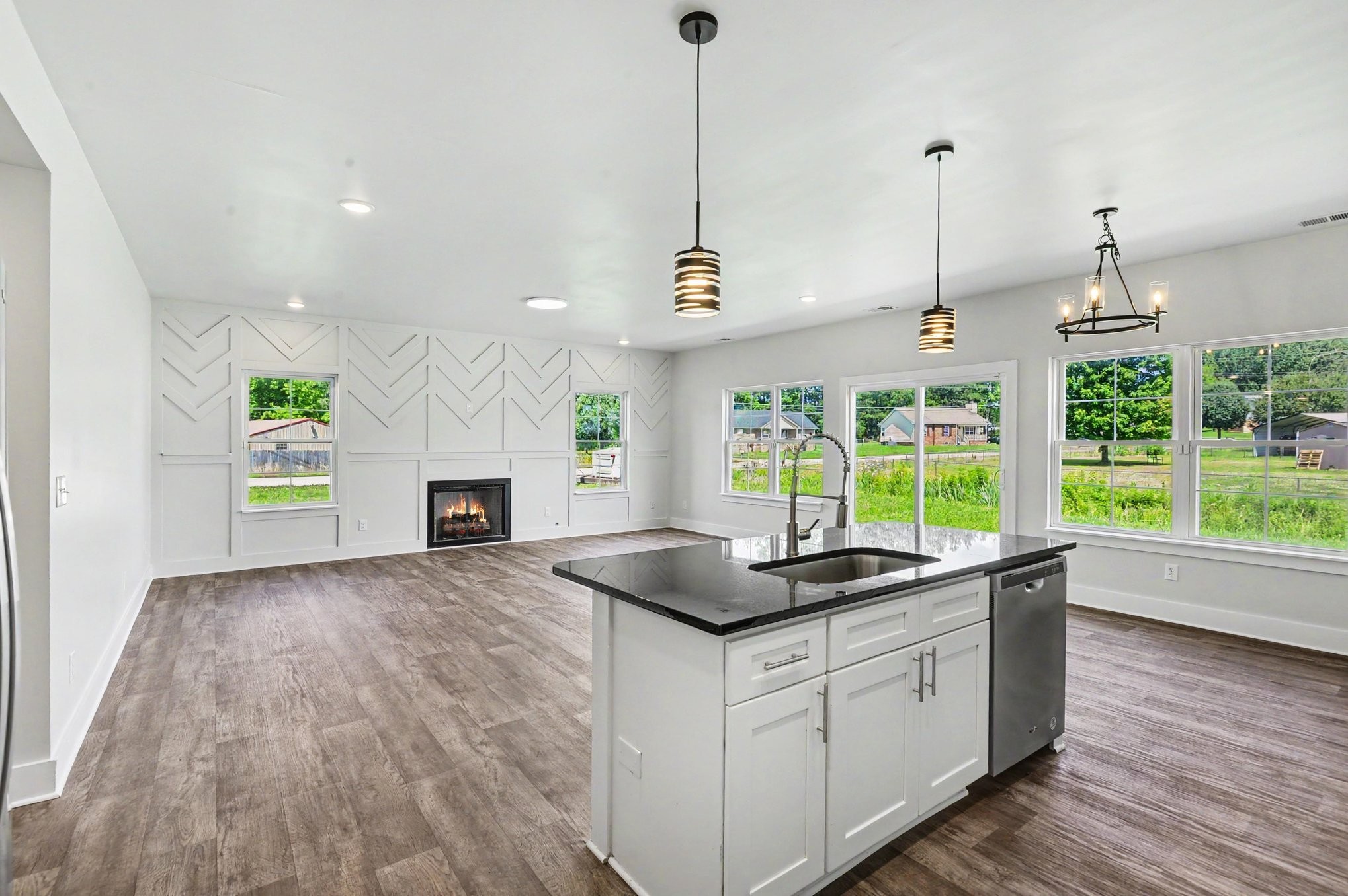 107 Sharon Dr