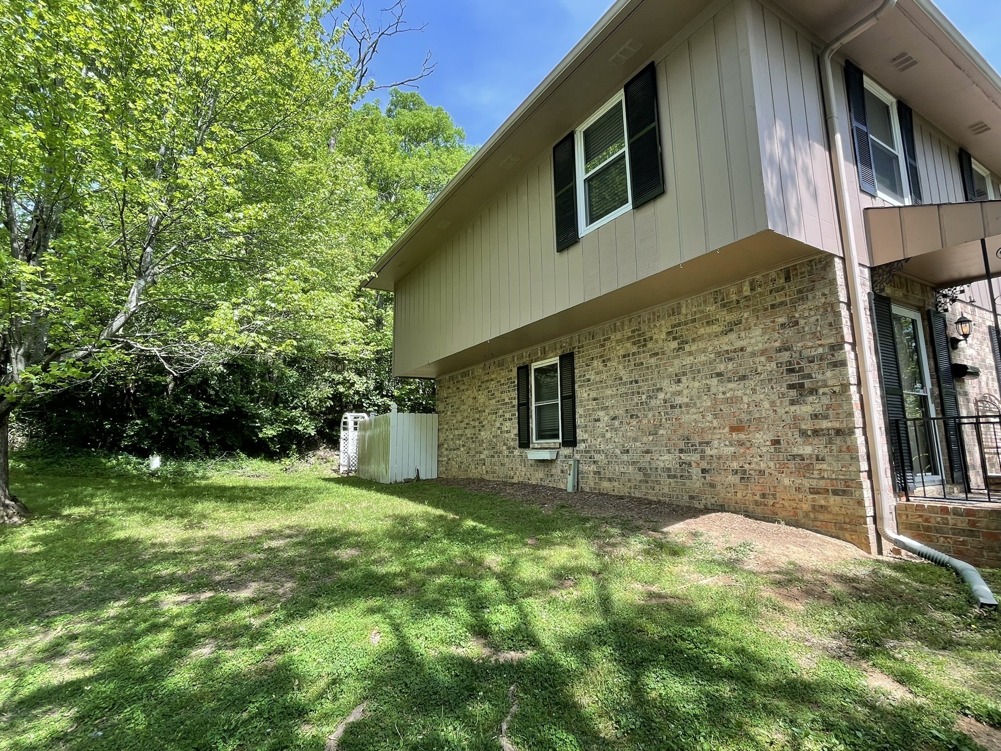 110 Bellevue Rd