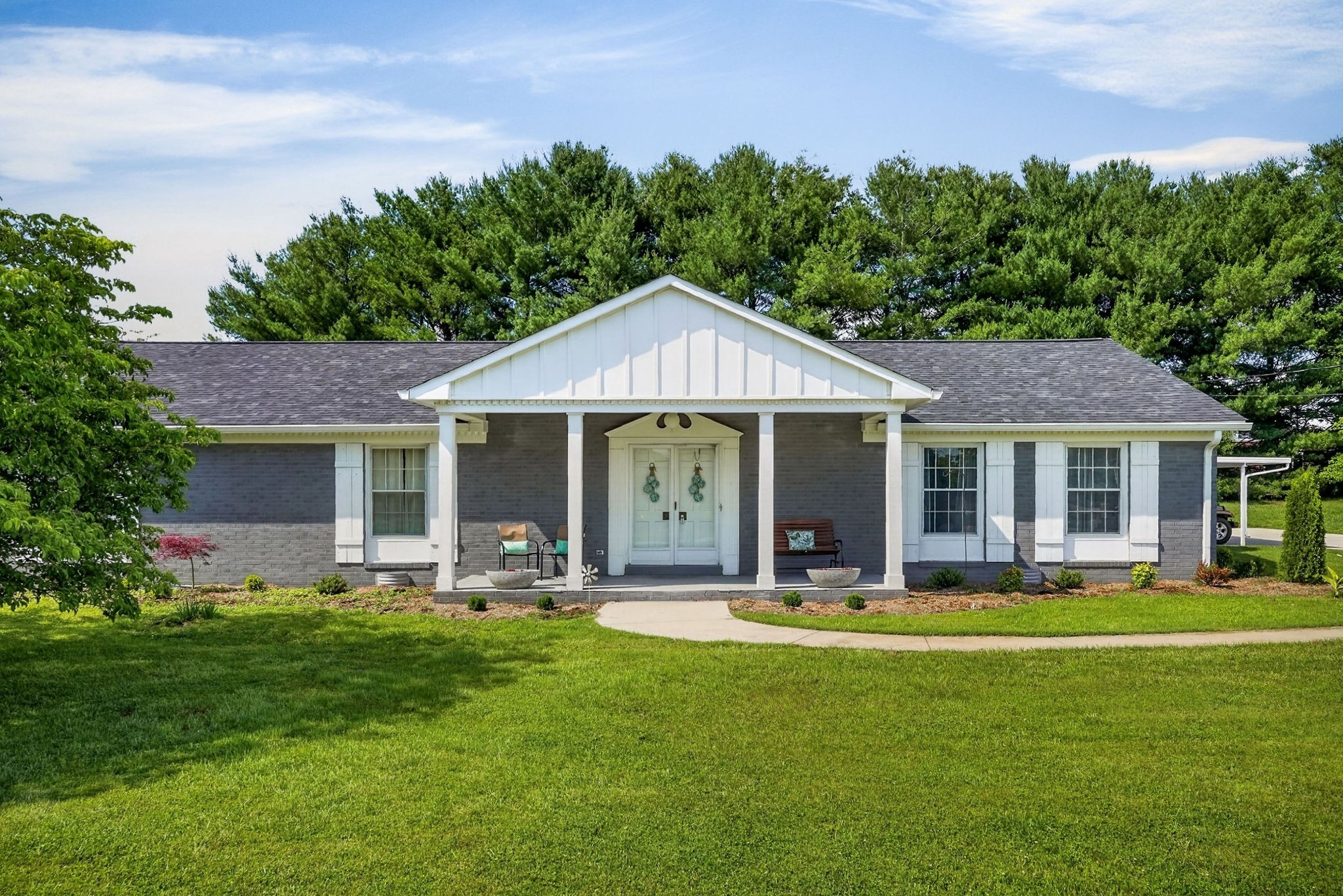 212 Oakland Dr
