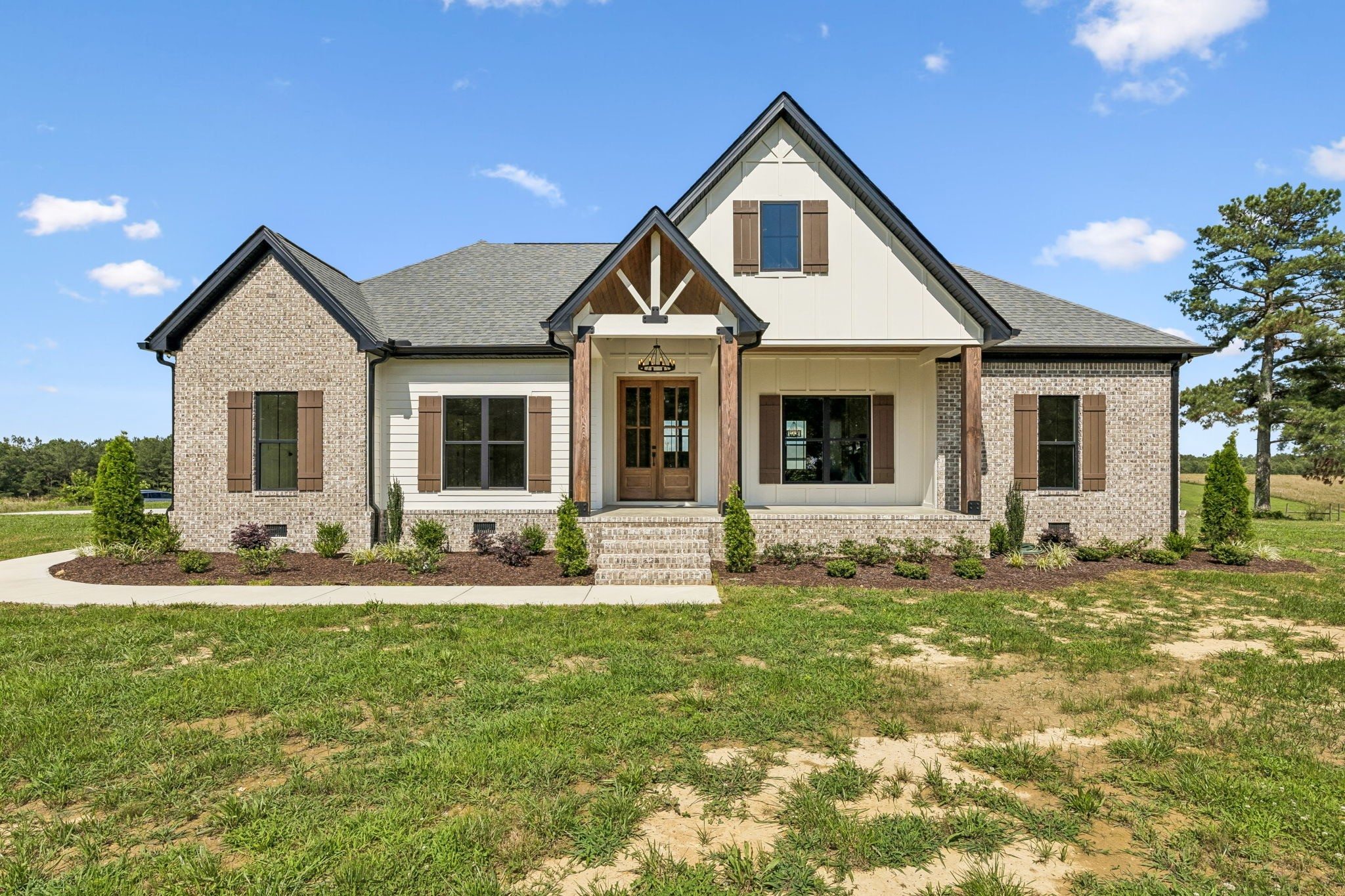136 Summer Lake Dr