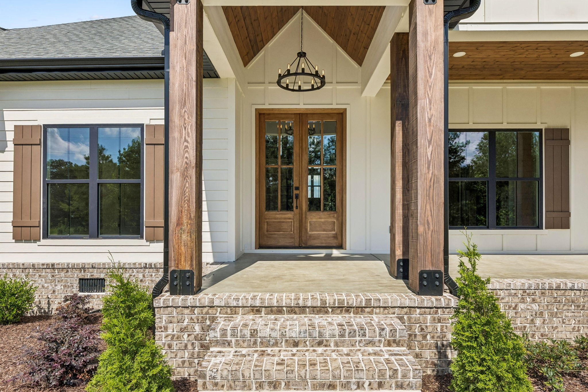 136 Summer Lake Dr