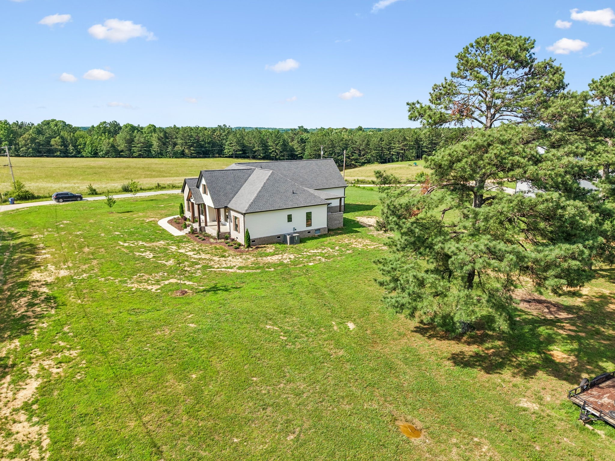136 Summer Lake Dr