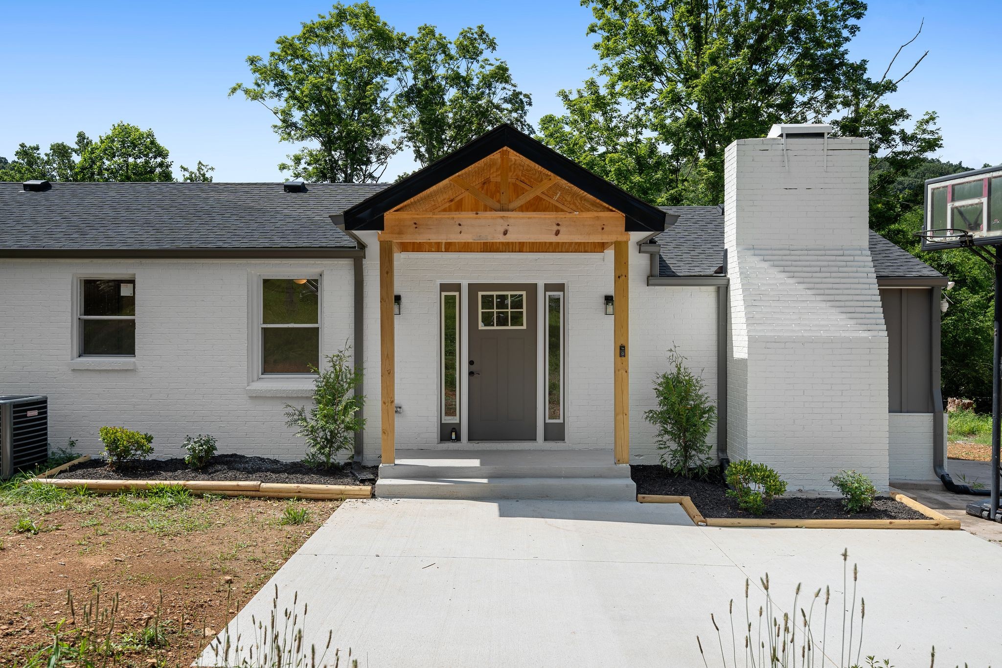 5333 Whites Creek Pike