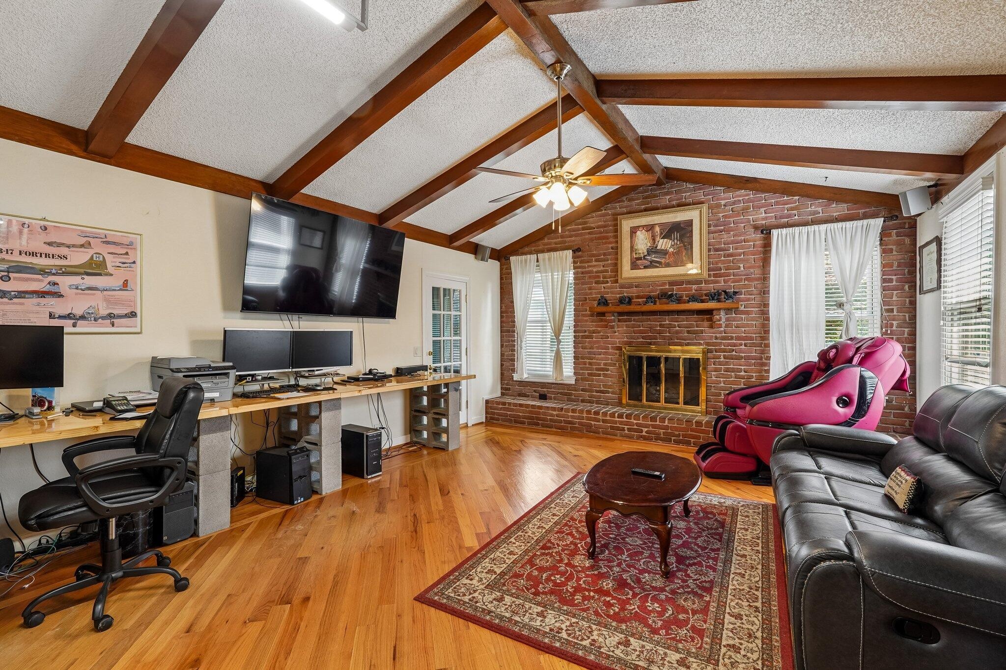 2351 Long Hollow PIKE
