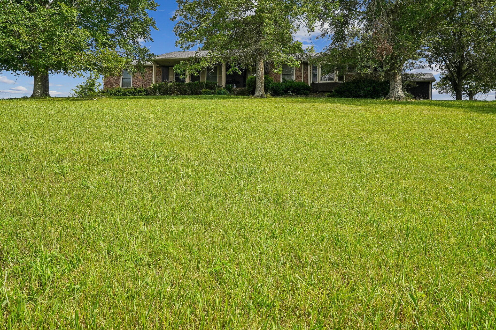 2351 Long Hollow PIKE