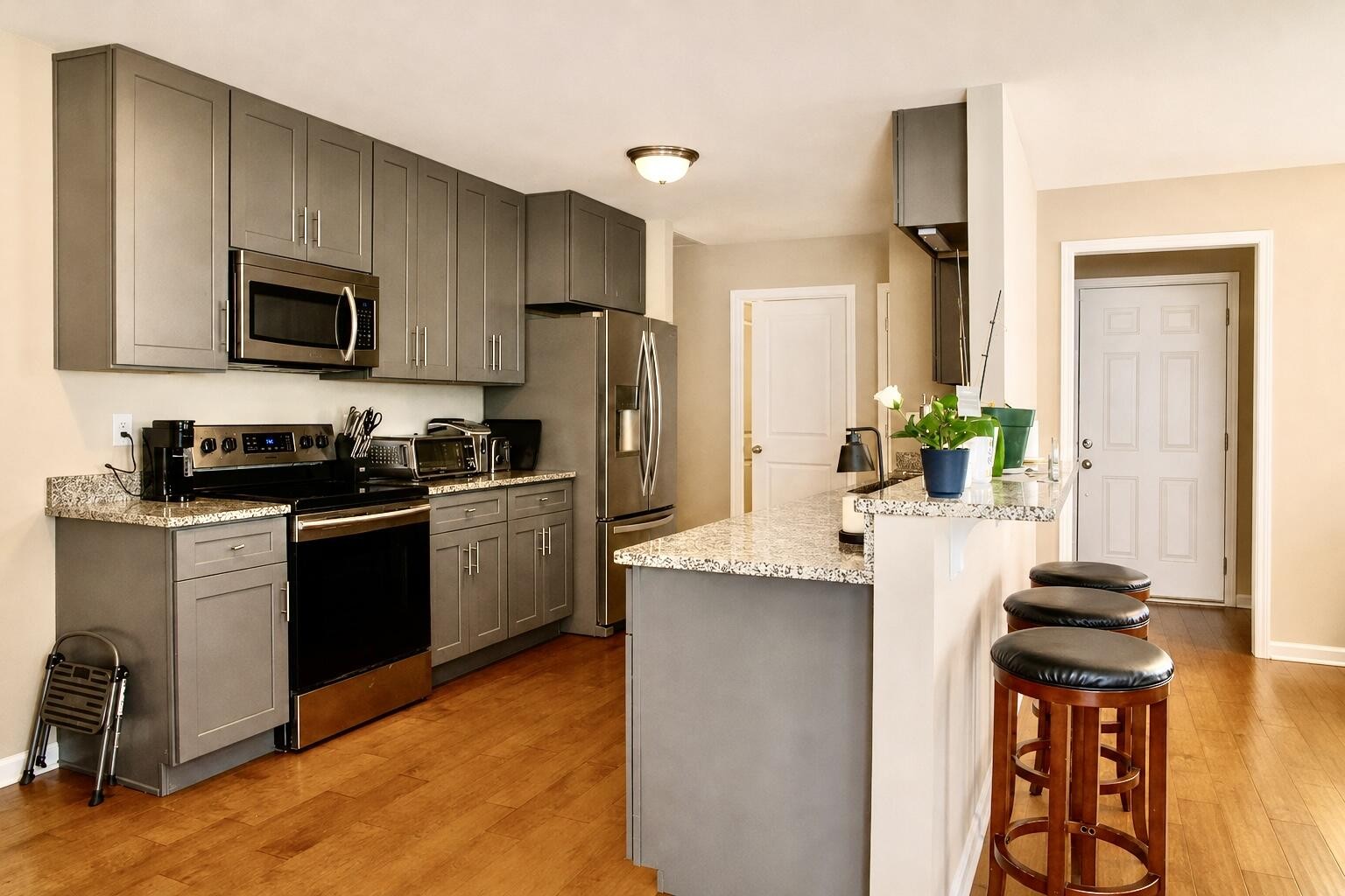 4844 Pawnee Trail