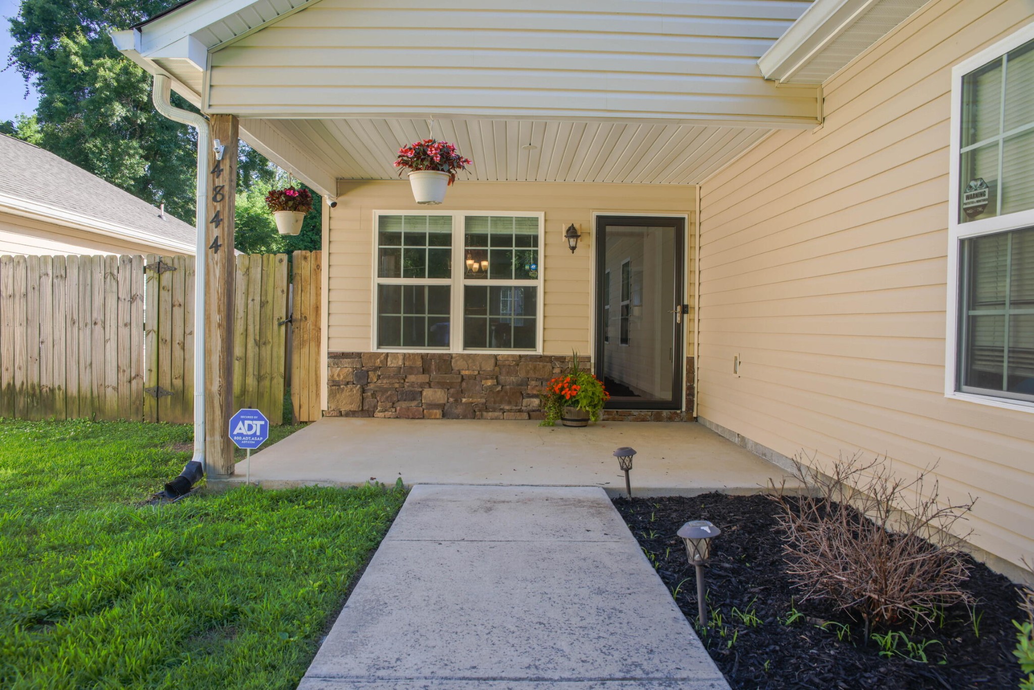 4844 Pawnee Trail