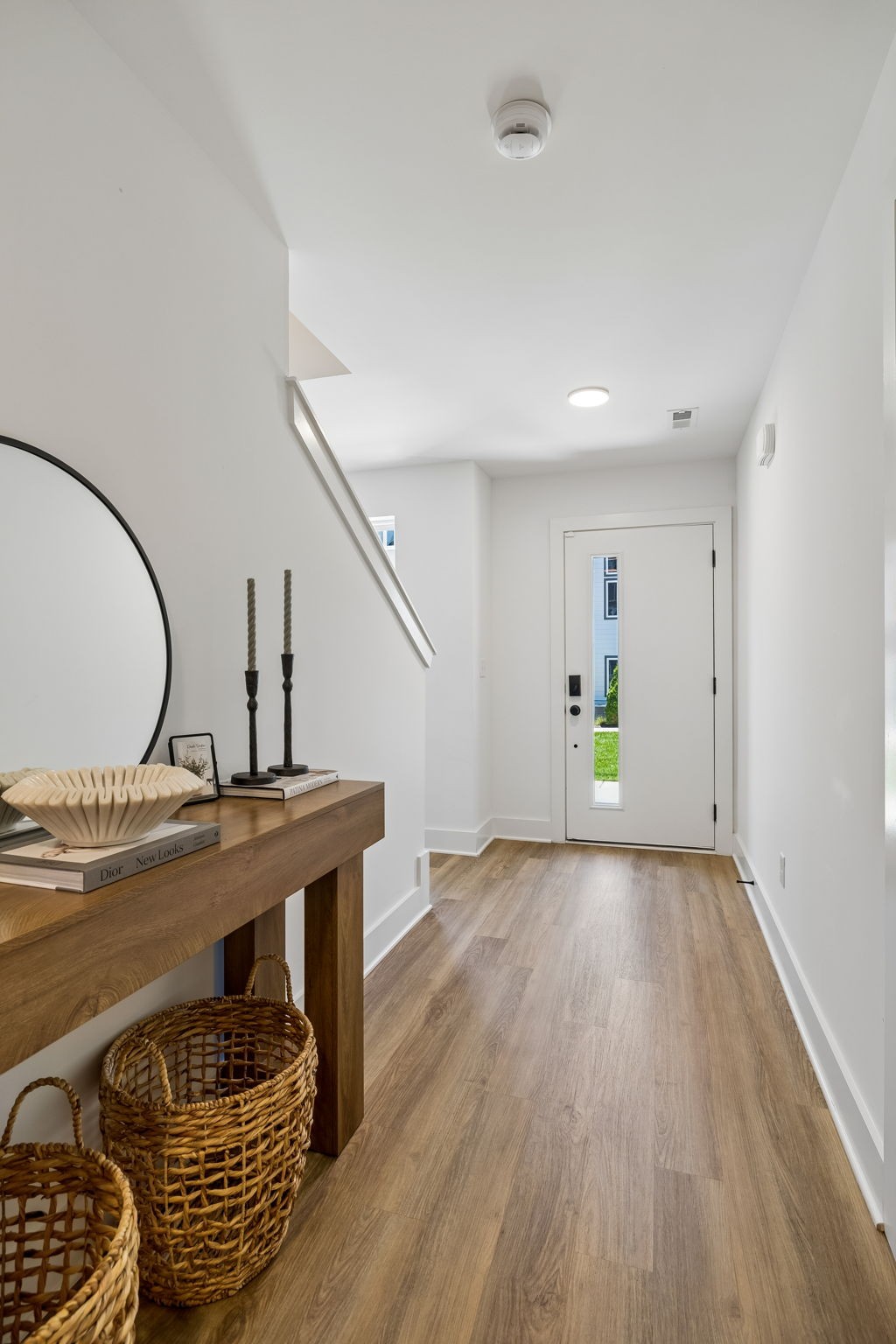 700 N DuPont Ave
