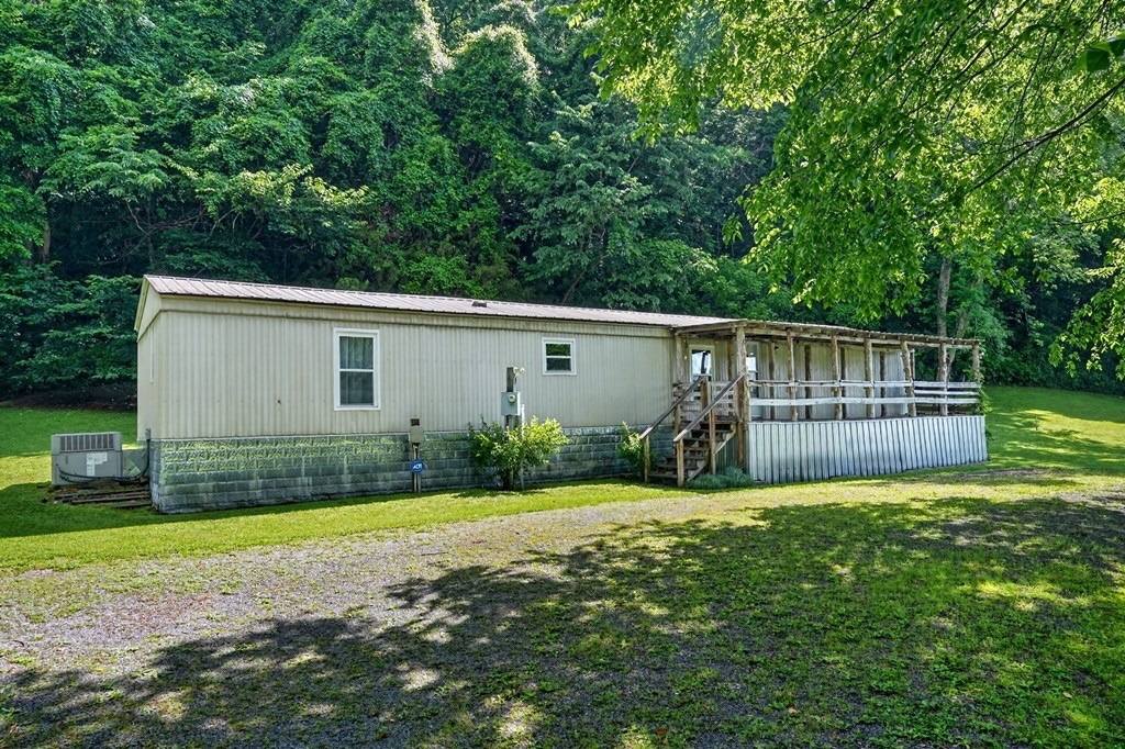 278 Aaron Pennington Ln