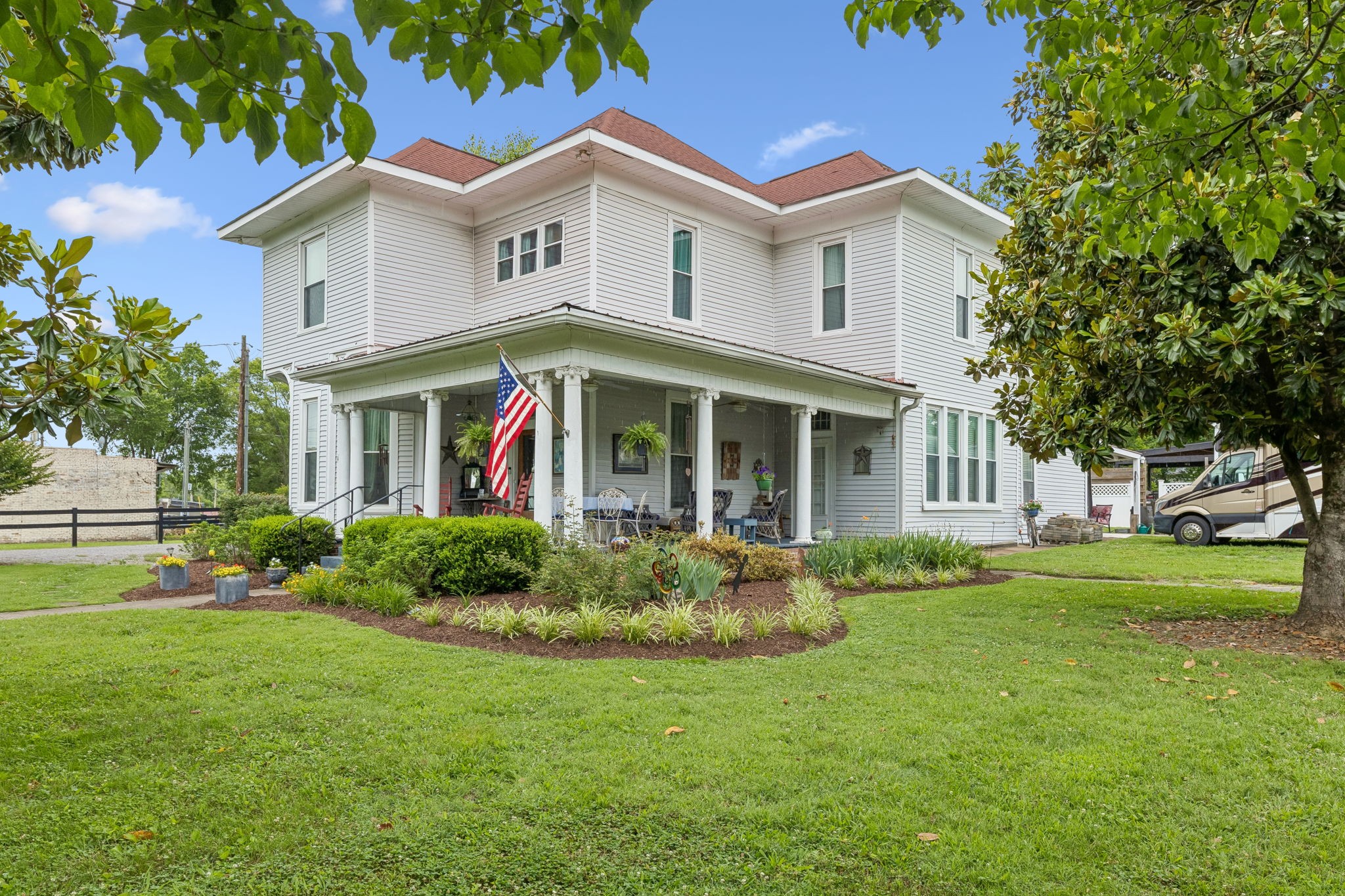 101 Webb Rd, E