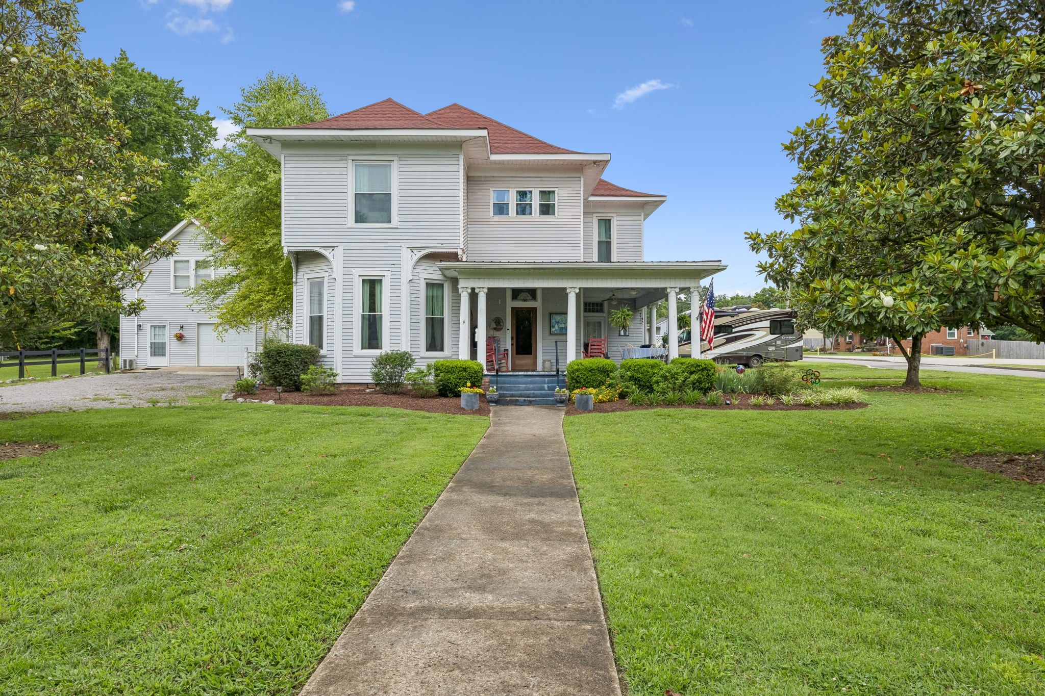 101 Webb Rd, E