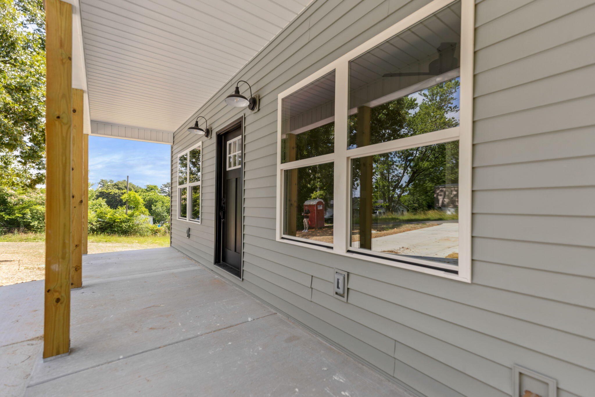 480 Parker Drive, NE