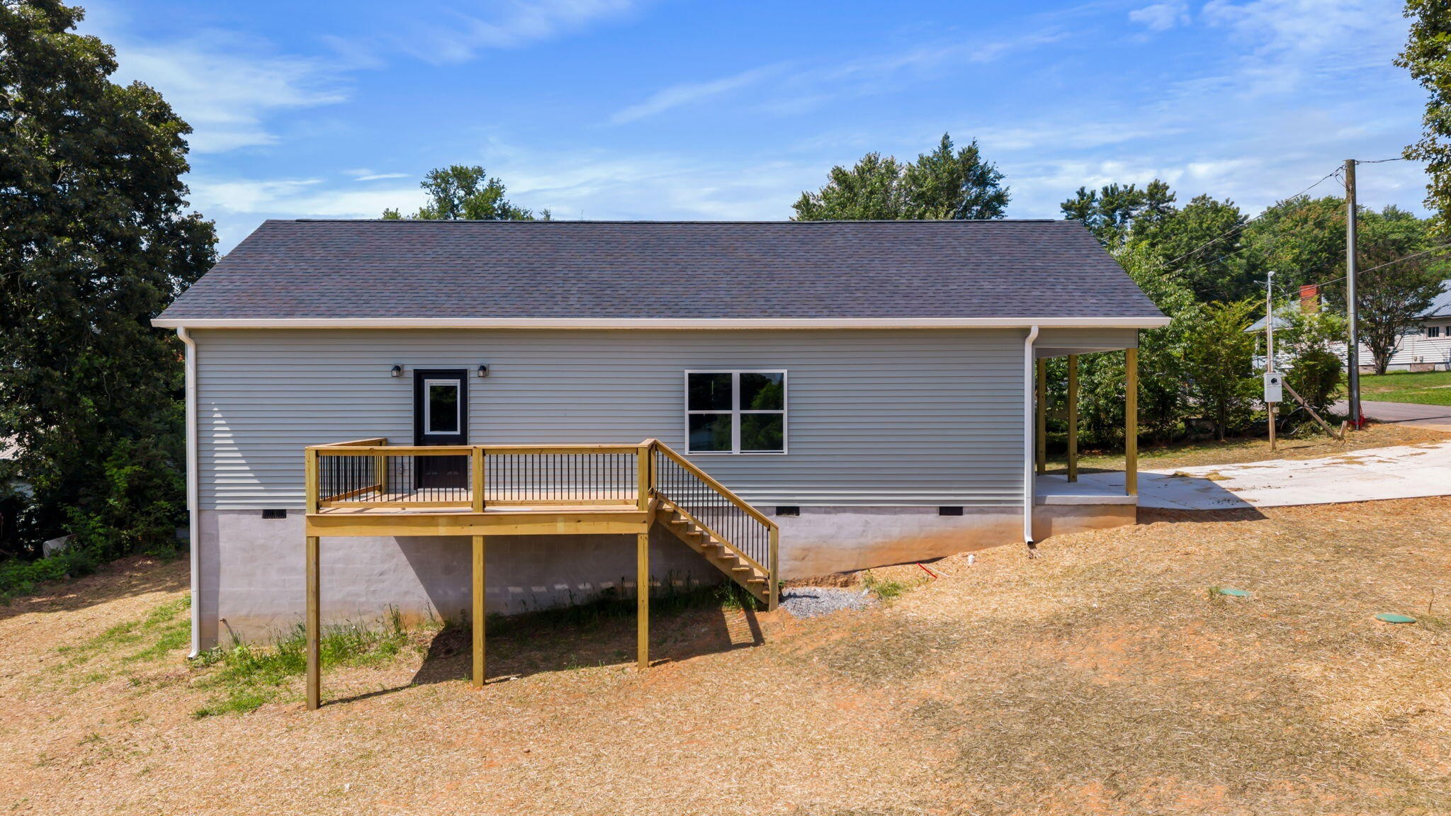 480 Parker Drive, NE