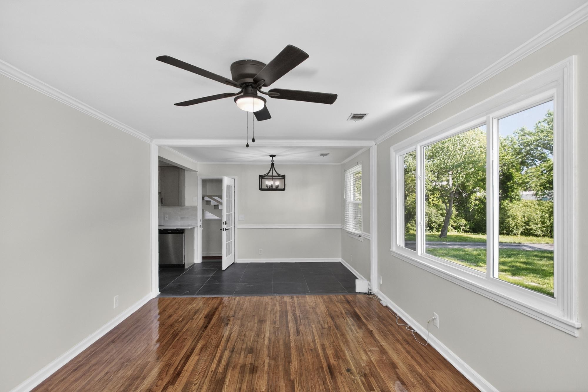 1116 Westchester Dr