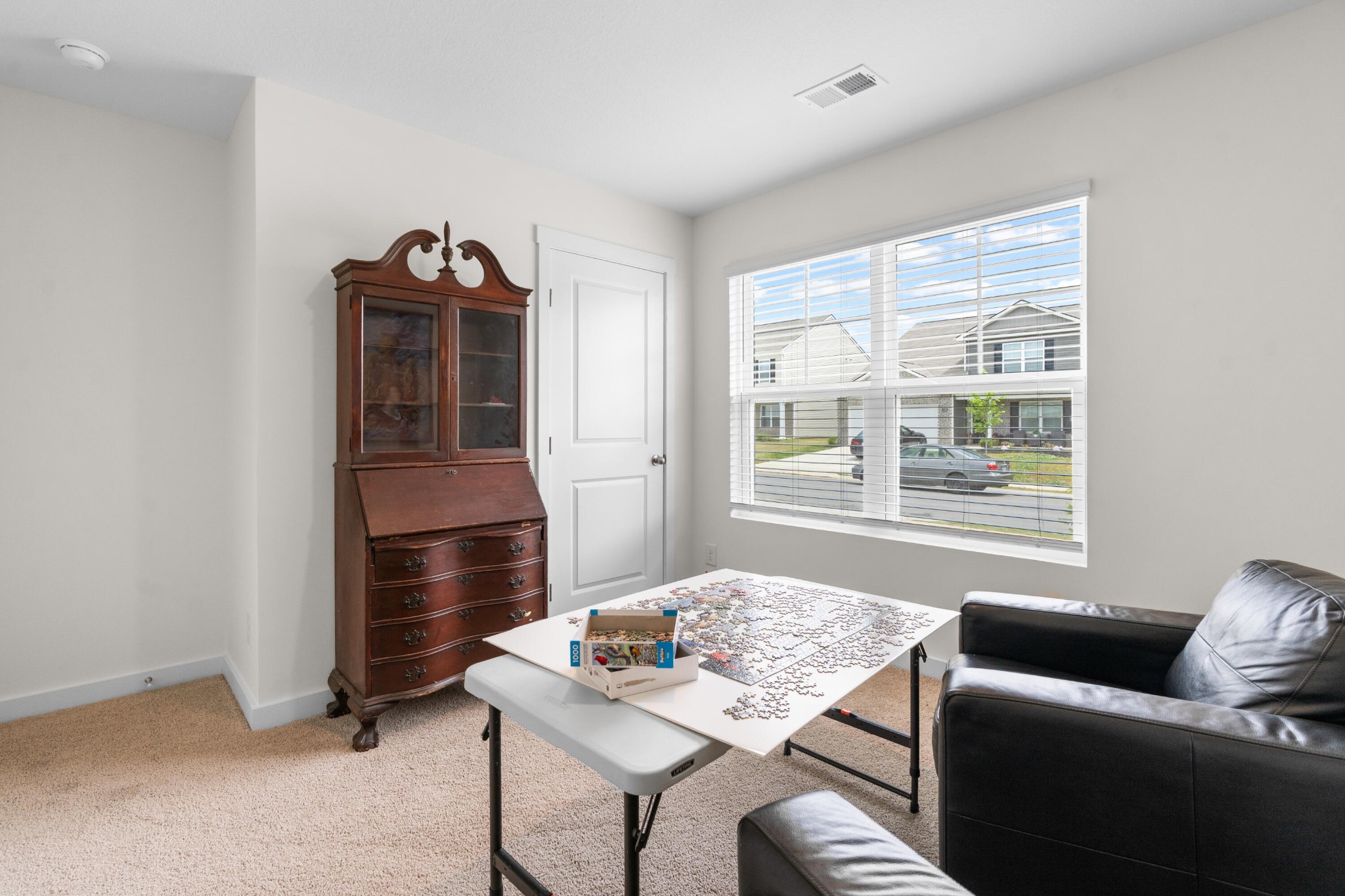 4133 Hines Lane, NE