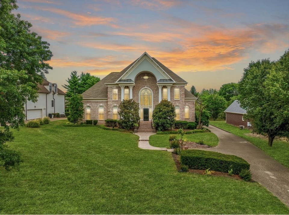 5172 Remington Dr